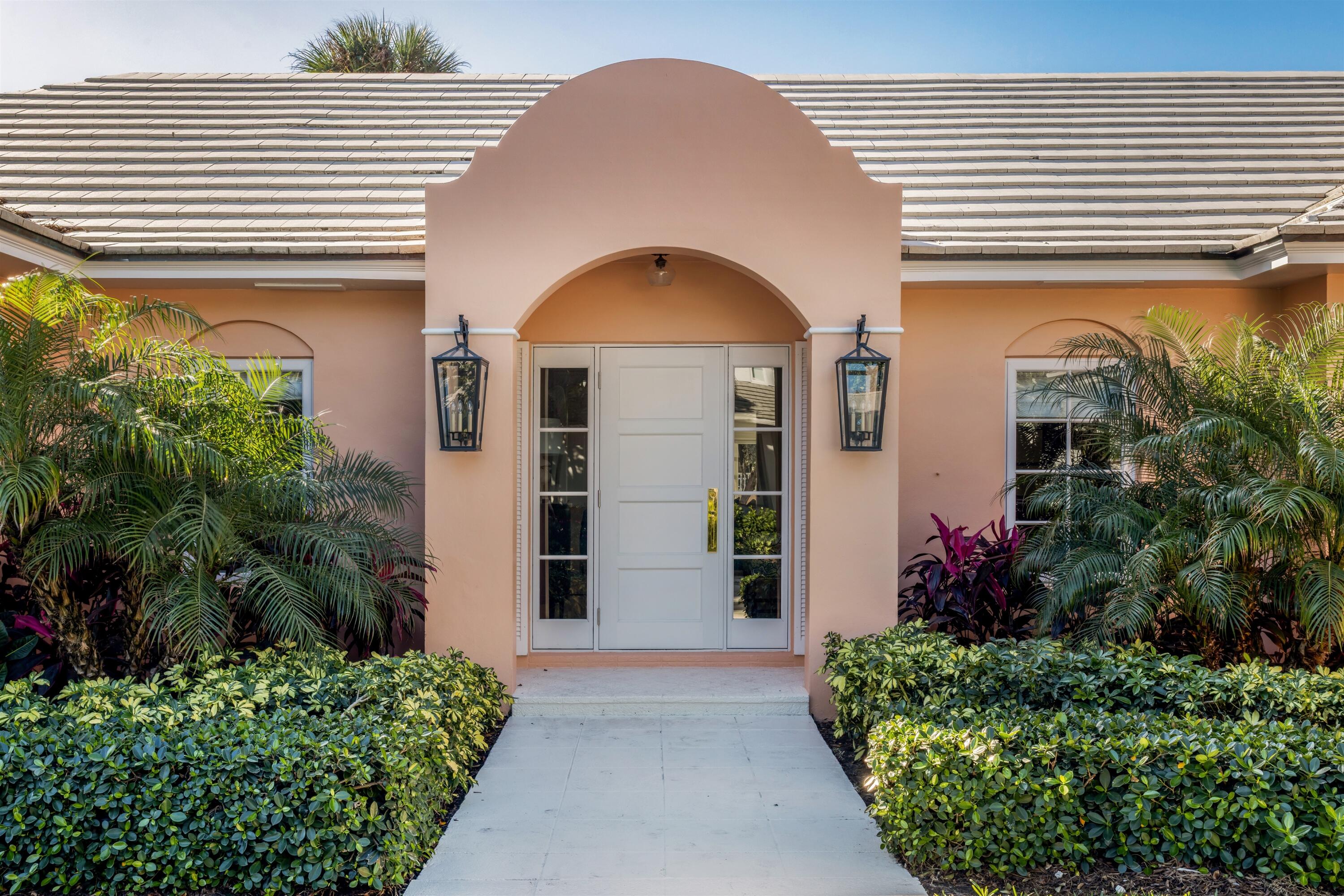124 Woodbridge, Palm Beach FL 33480