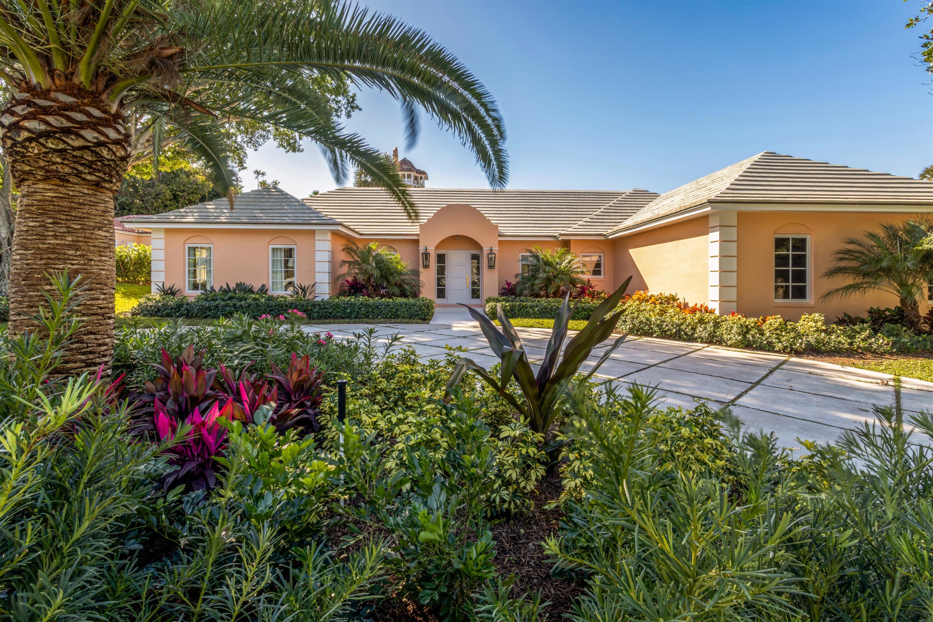 124 Woodbridge, Palm Beach FL 33480