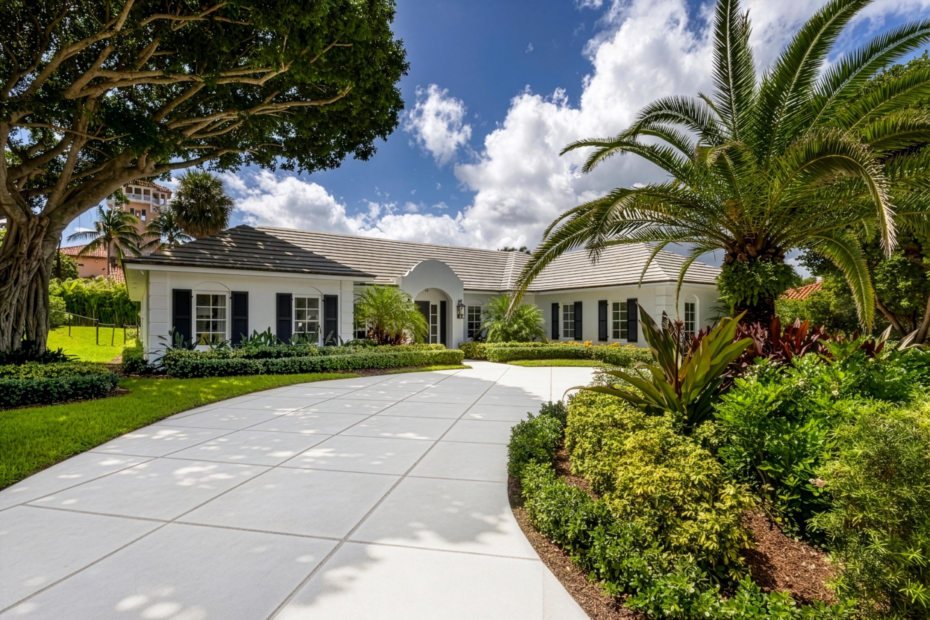 124 Woodbridge, Palm Beach FL 33480