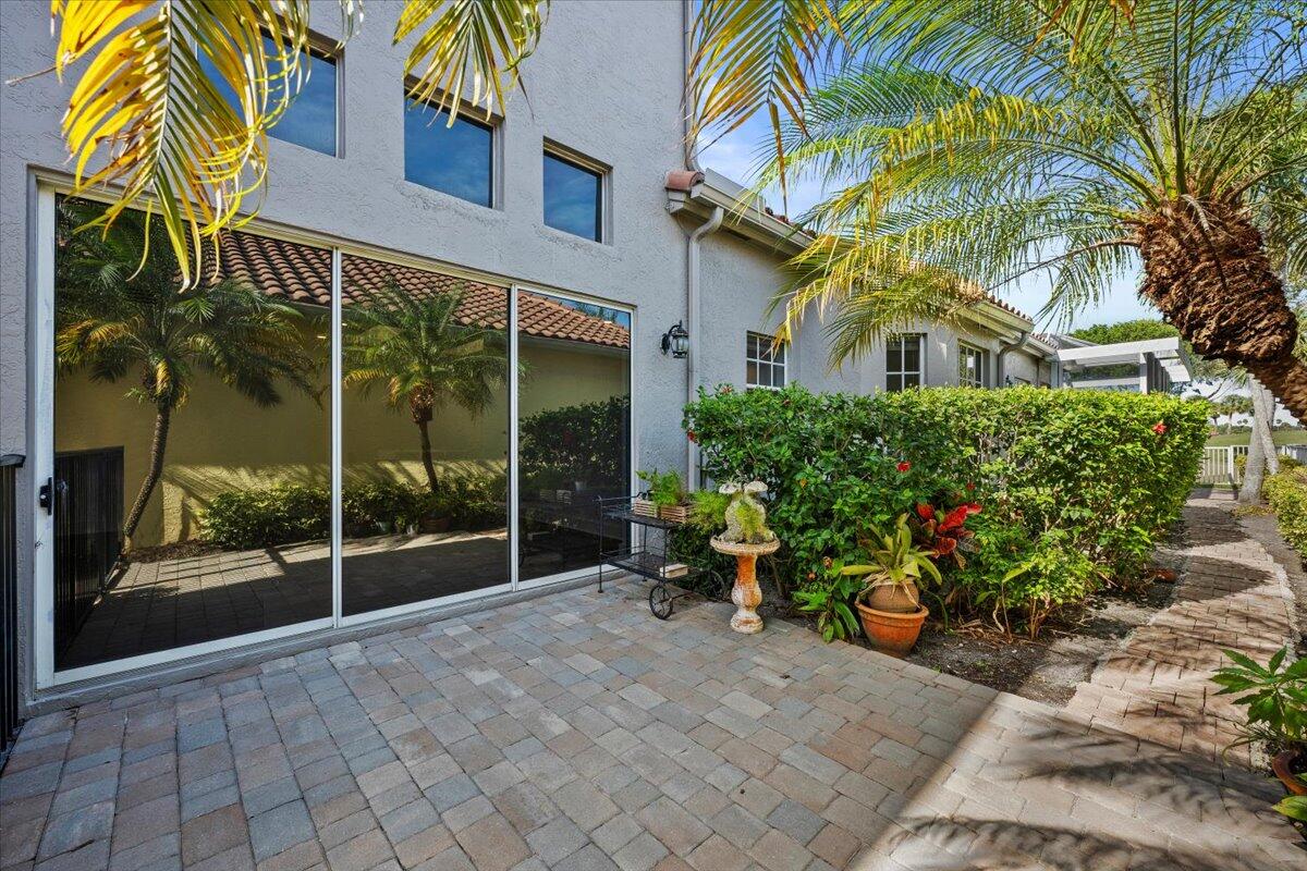 10375 Osprey, West Palm Beach FL 33412