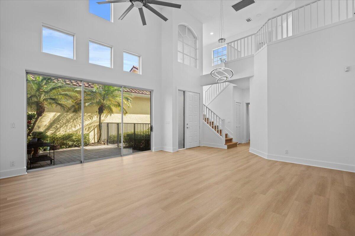 10375 Osprey, West Palm Beach FL 33412
