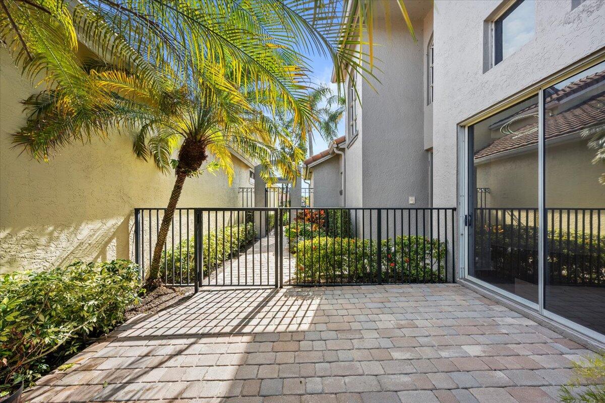 10375 Osprey, West Palm Beach FL 33412