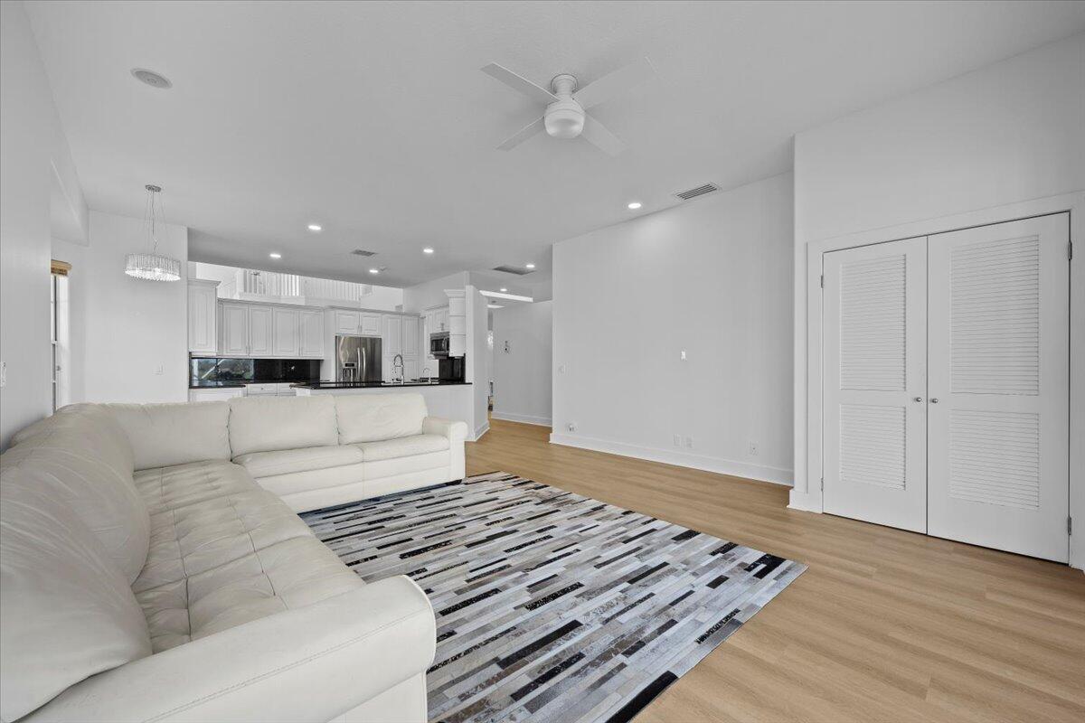 10375 Osprey, West Palm Beach FL 33412