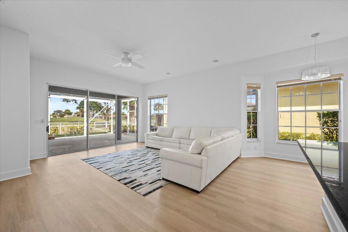 10375 Osprey, West Palm Beach FL 33412