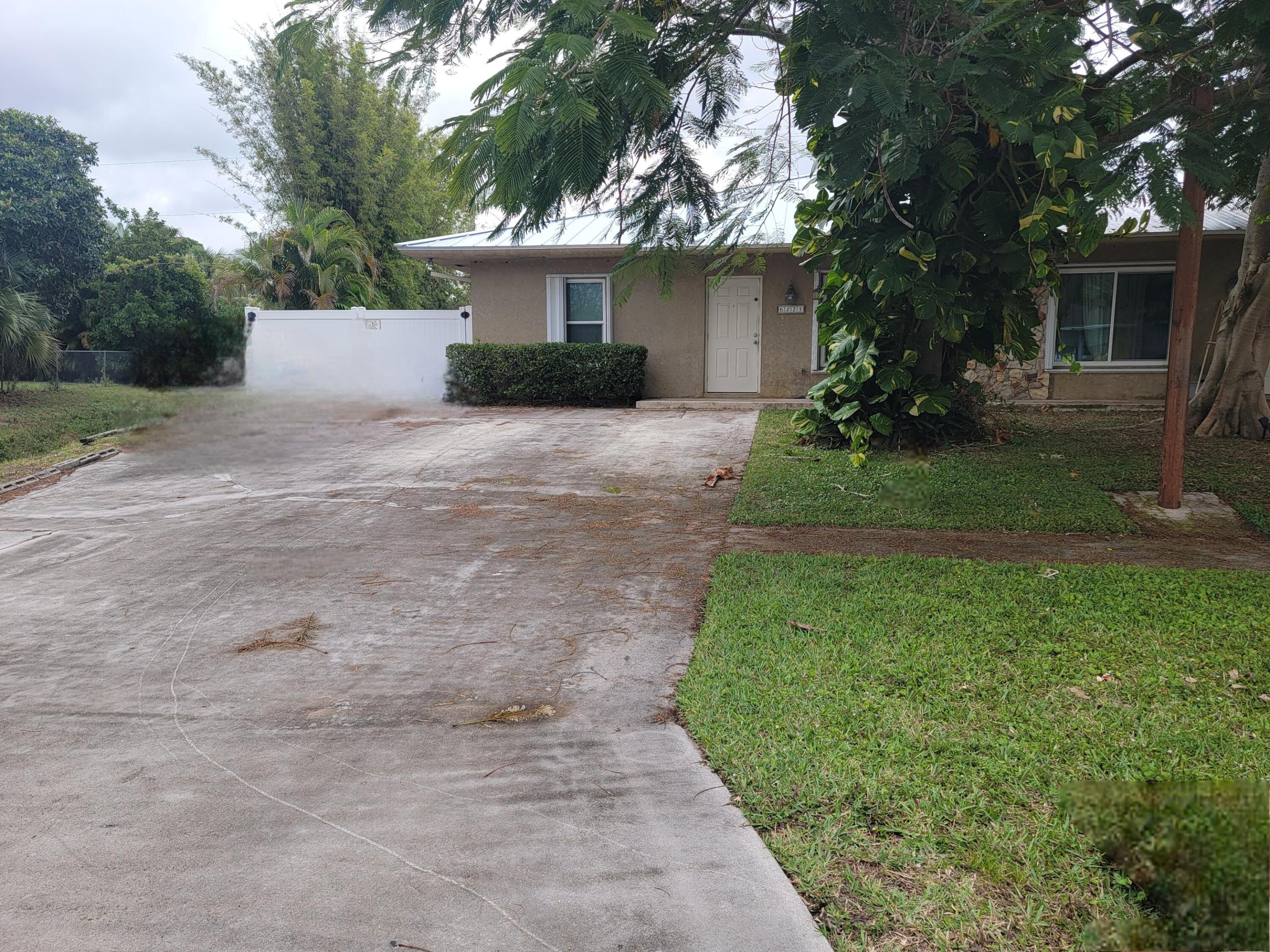 6223 Allen, Jupiter FL 33458