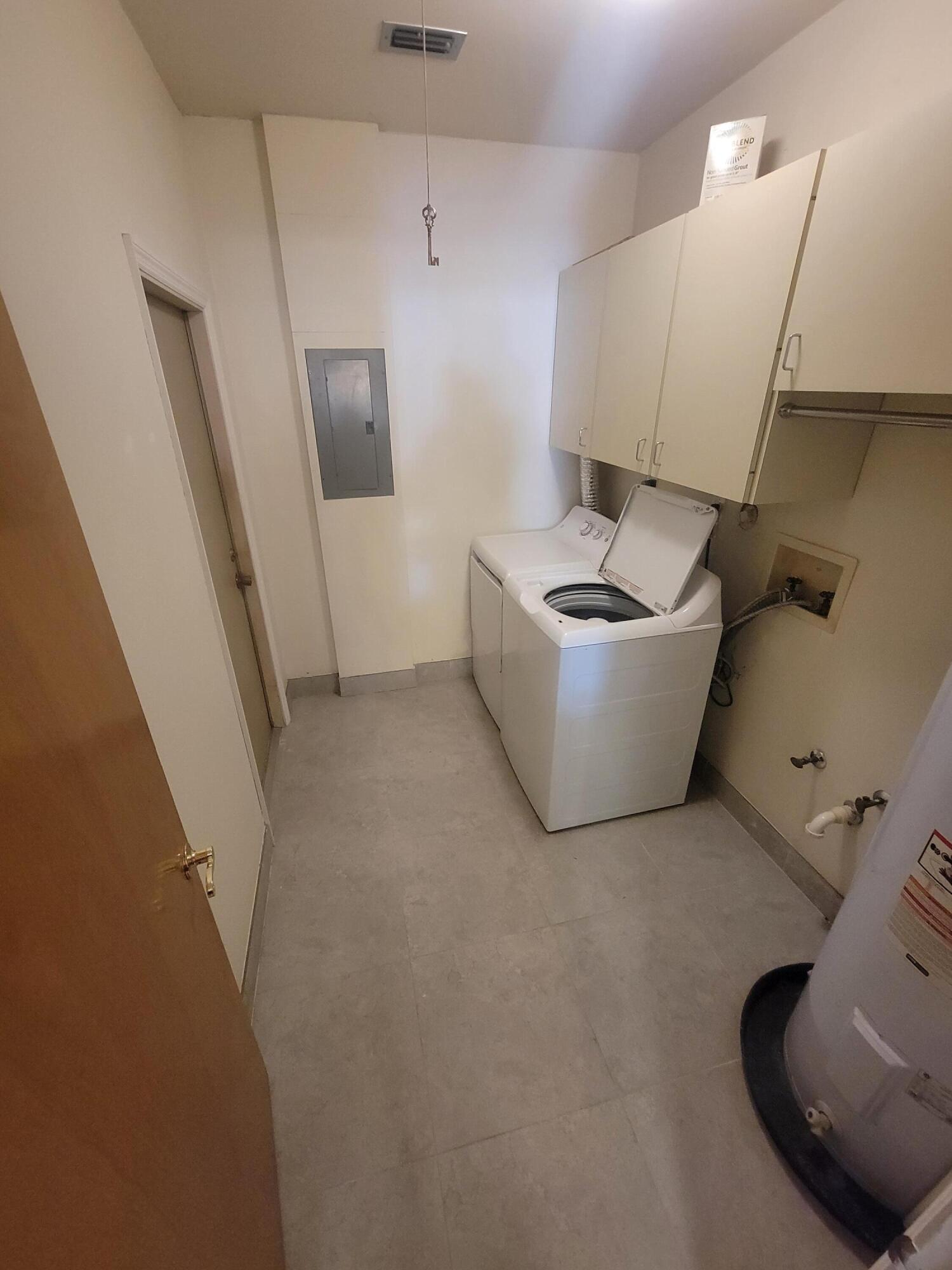 6223 Allen, Jupiter FL 33458