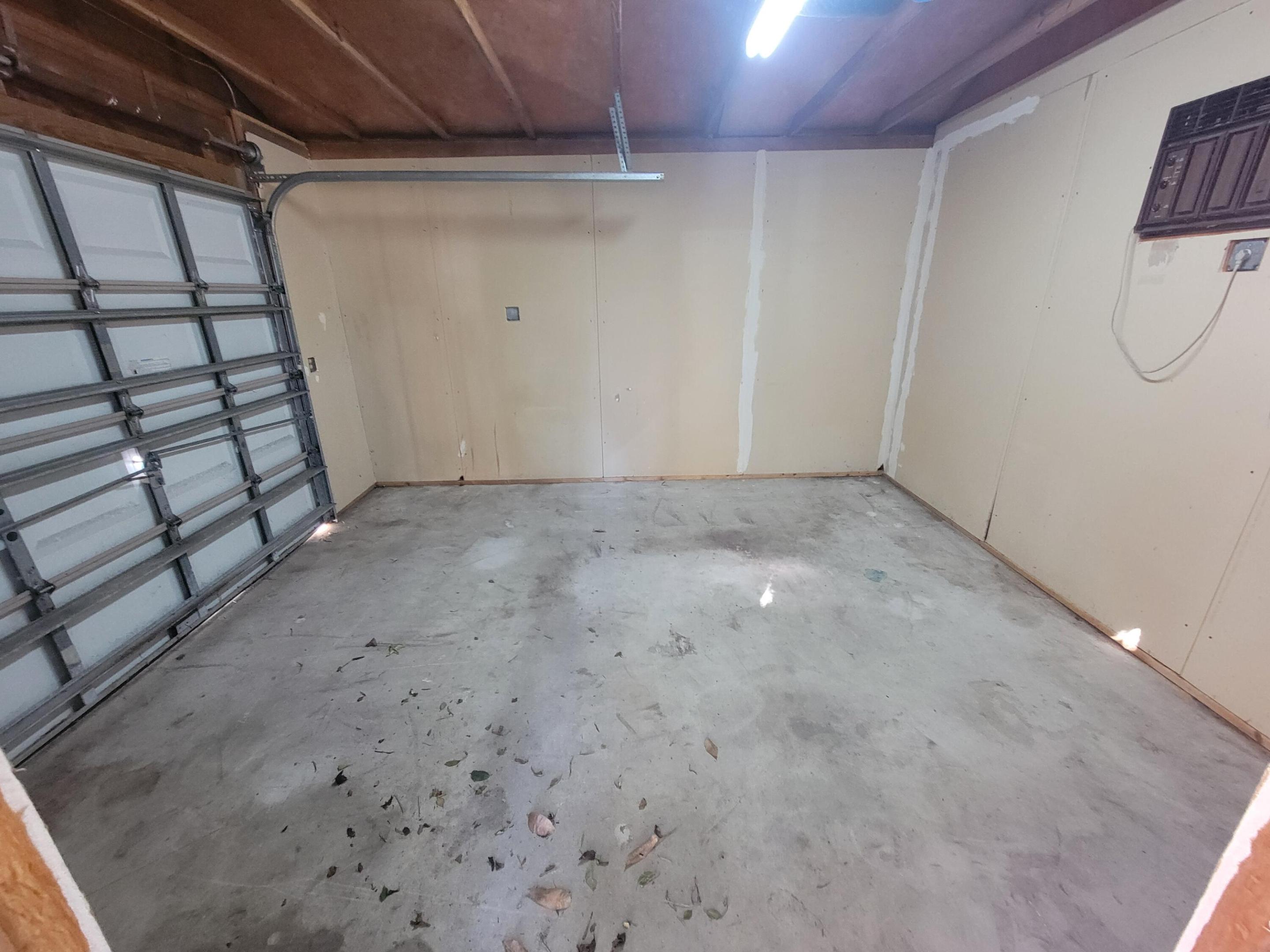 6223 Allen, Jupiter FL 33458