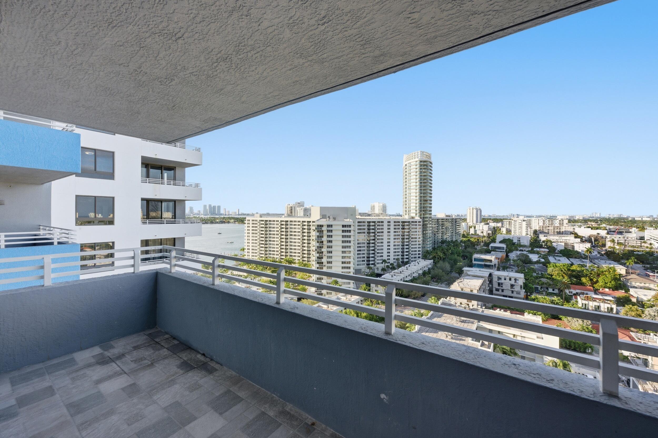 1330 West #1711, Miami Beach FL 33139