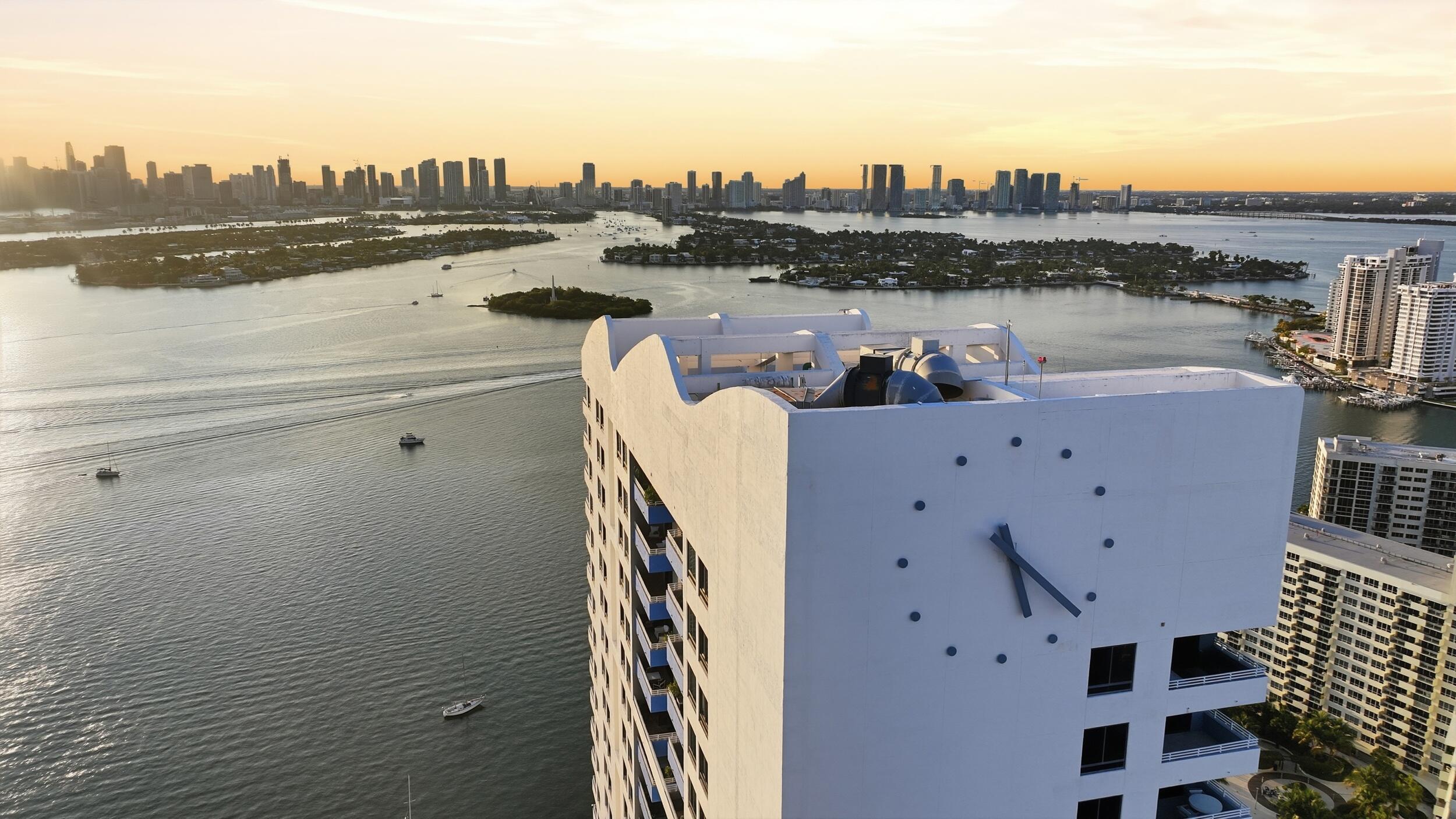 1330 West #1711, Miami Beach FL 33139