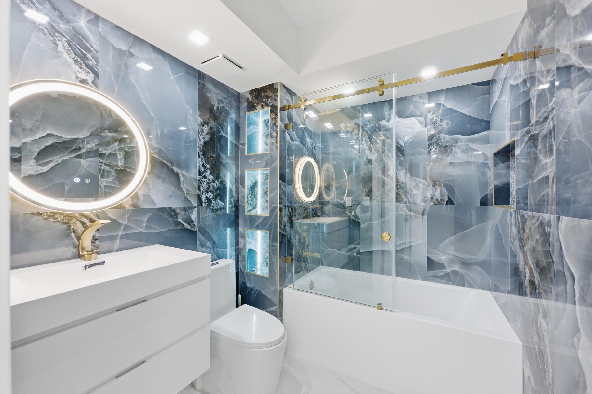 1330 West #1711, Miami Beach FL 33139