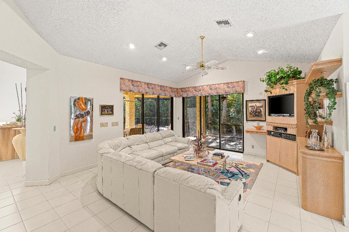 2250 NW 59th, Boca Raton FL 33496