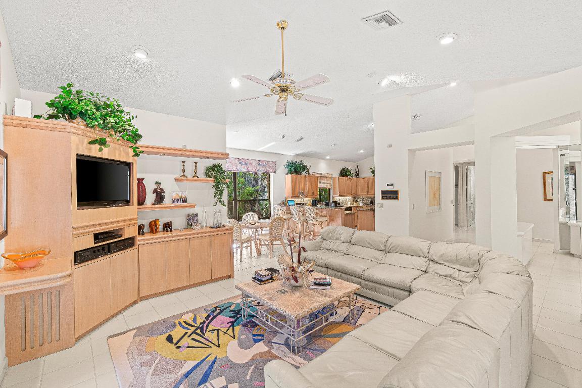 2250 NW 59th, Boca Raton FL 33496