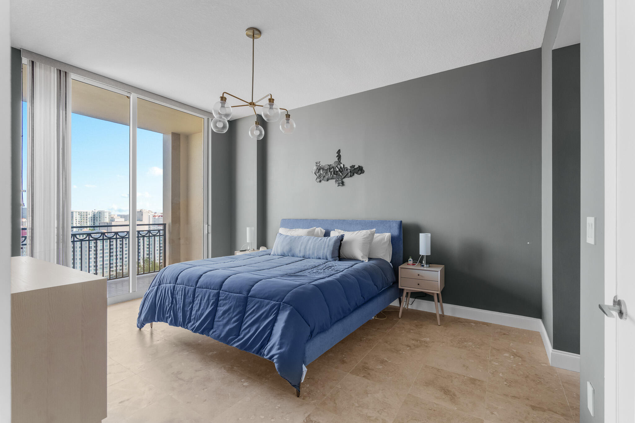 550 Okeechobee #Lph-06, West Palm Beach FL 33401