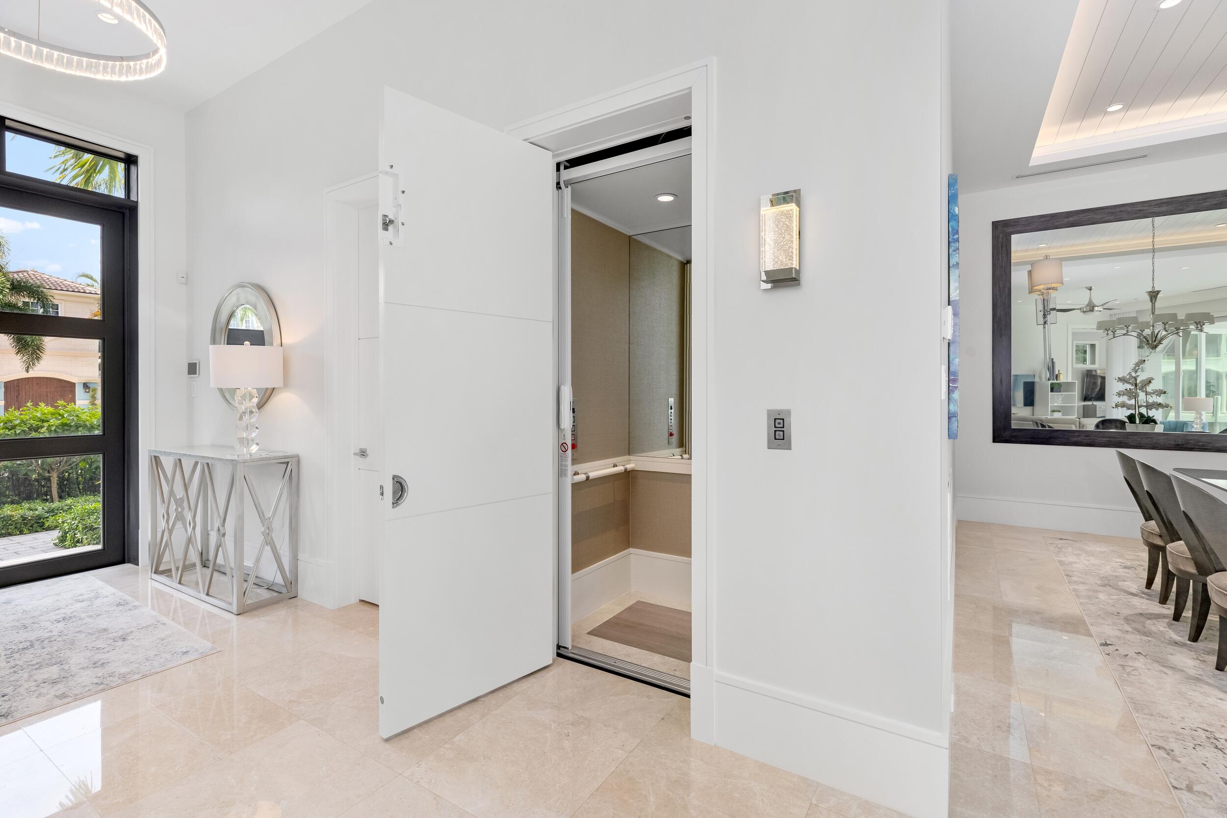 863 Enfield, Boca Raton FL 33487