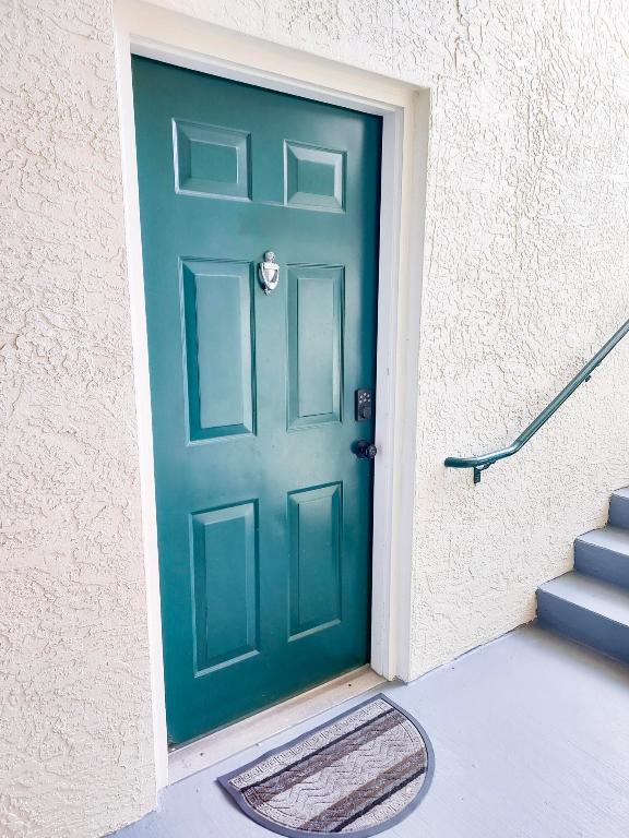 2204 Myrtlewood, Palm Beach Gardens FL 33418