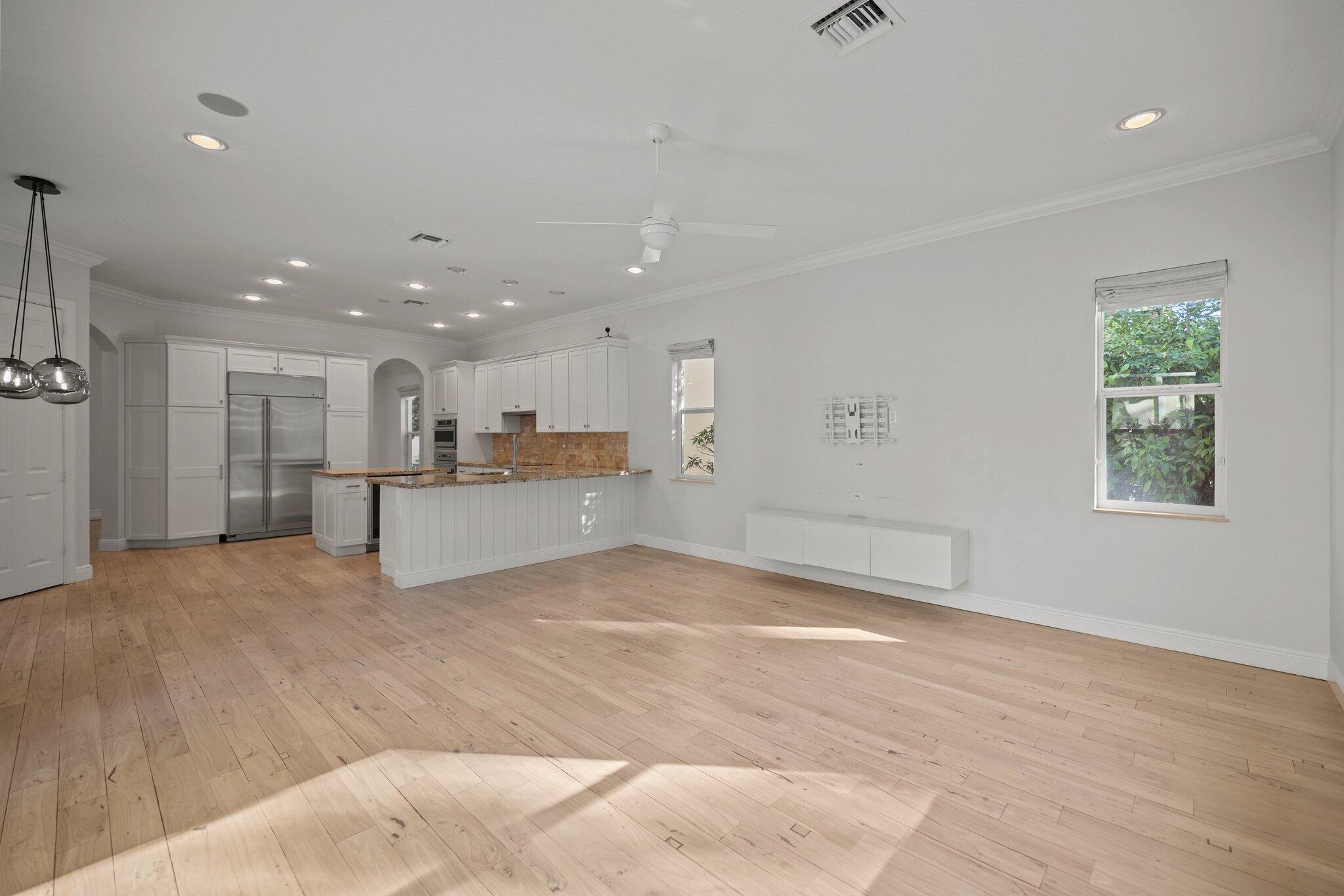 12285 Aviles, Palm Beach Gardens FL 33418