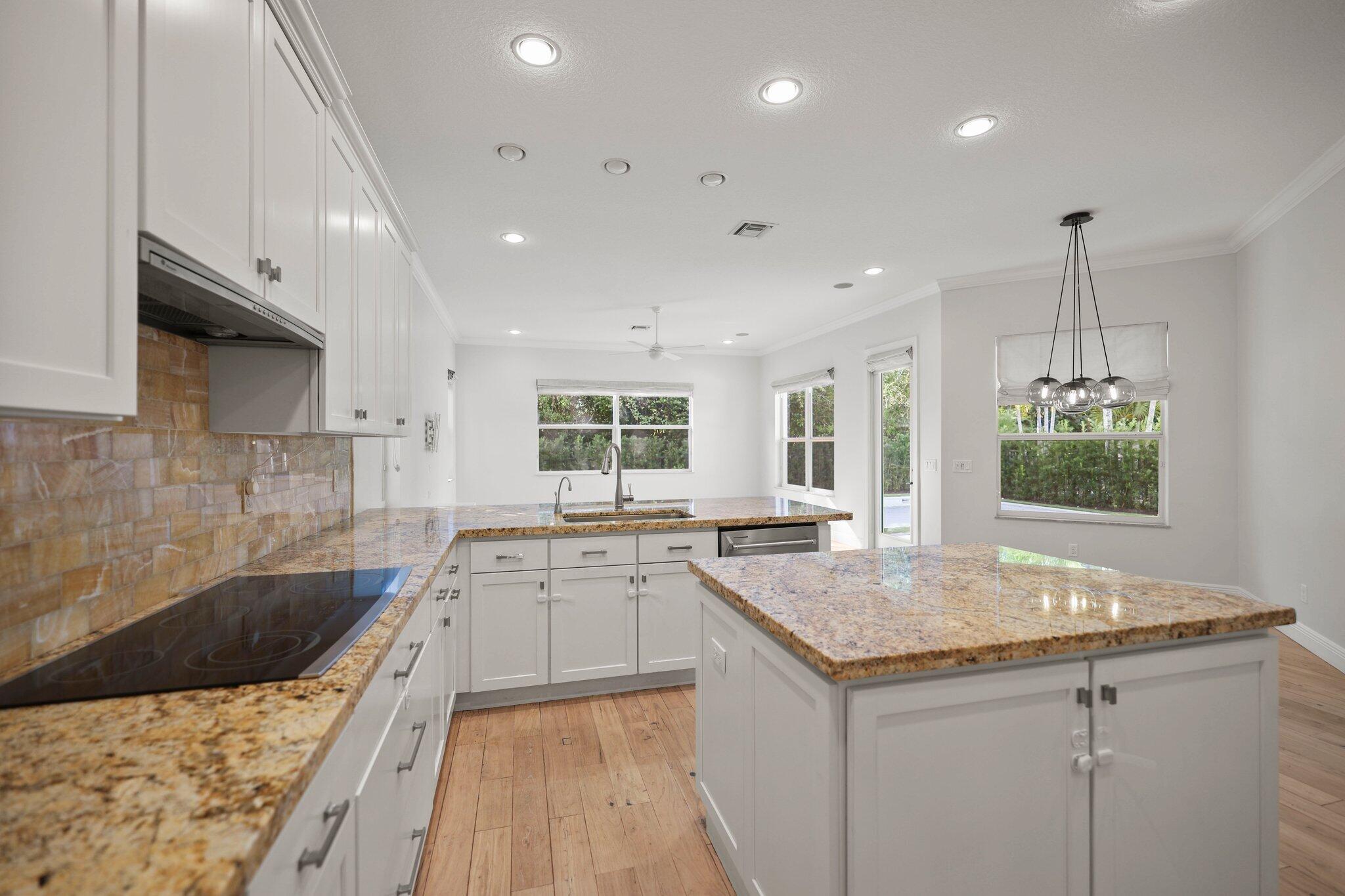 12285 Aviles, Palm Beach Gardens FL 33418