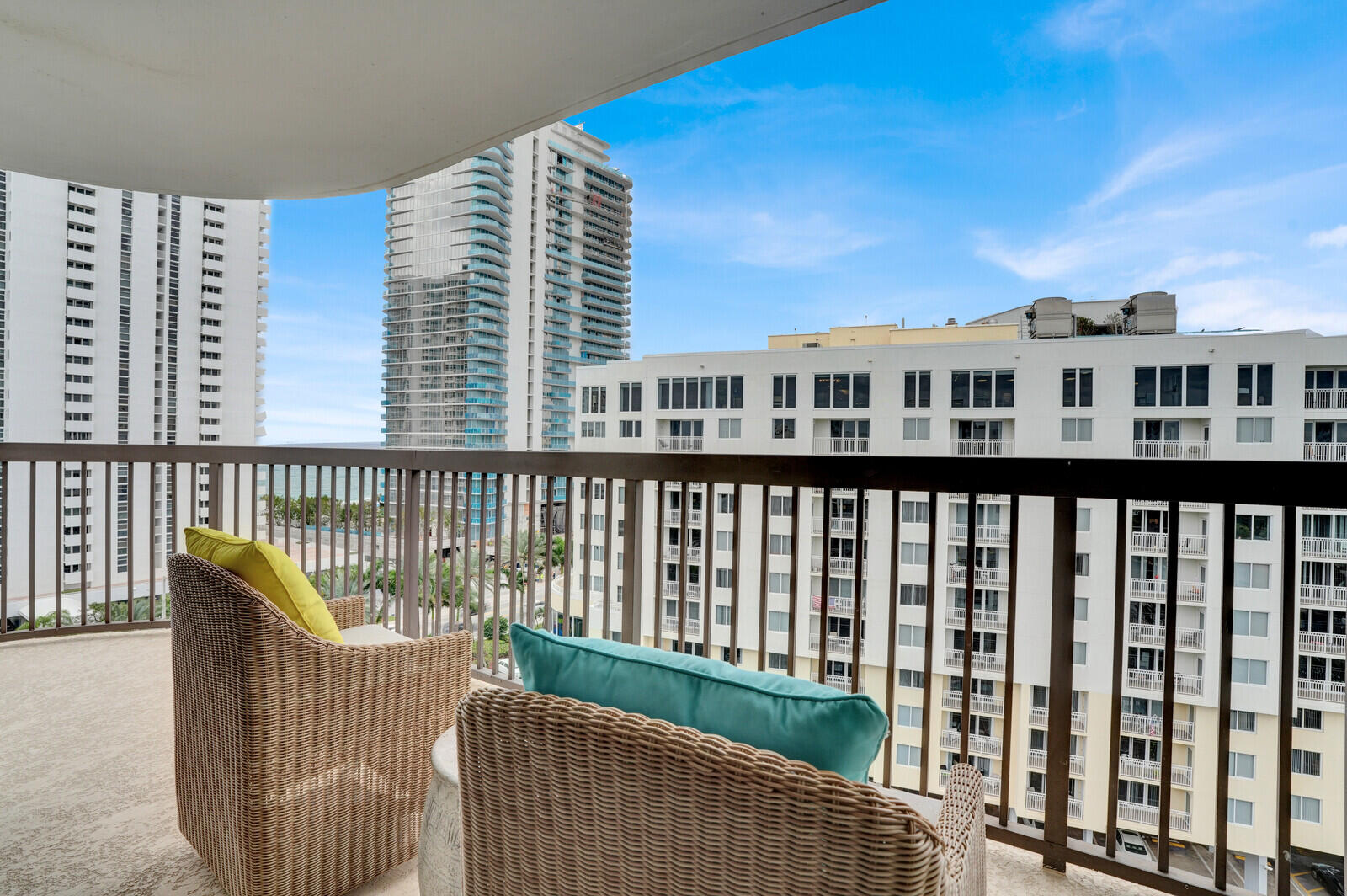 1361 S Ocean #Phb9, Pompano Beach FL 33062