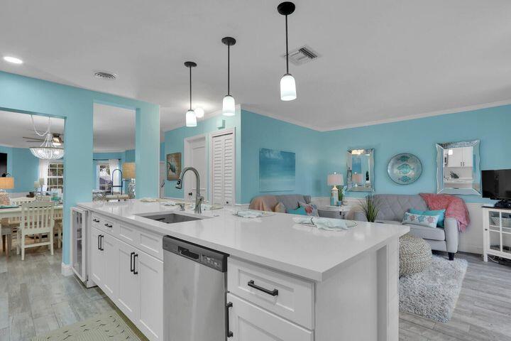 726 Ocean Dunes, Jupiter FL 33477