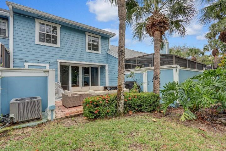 726 Ocean Dunes, Jupiter FL 33477