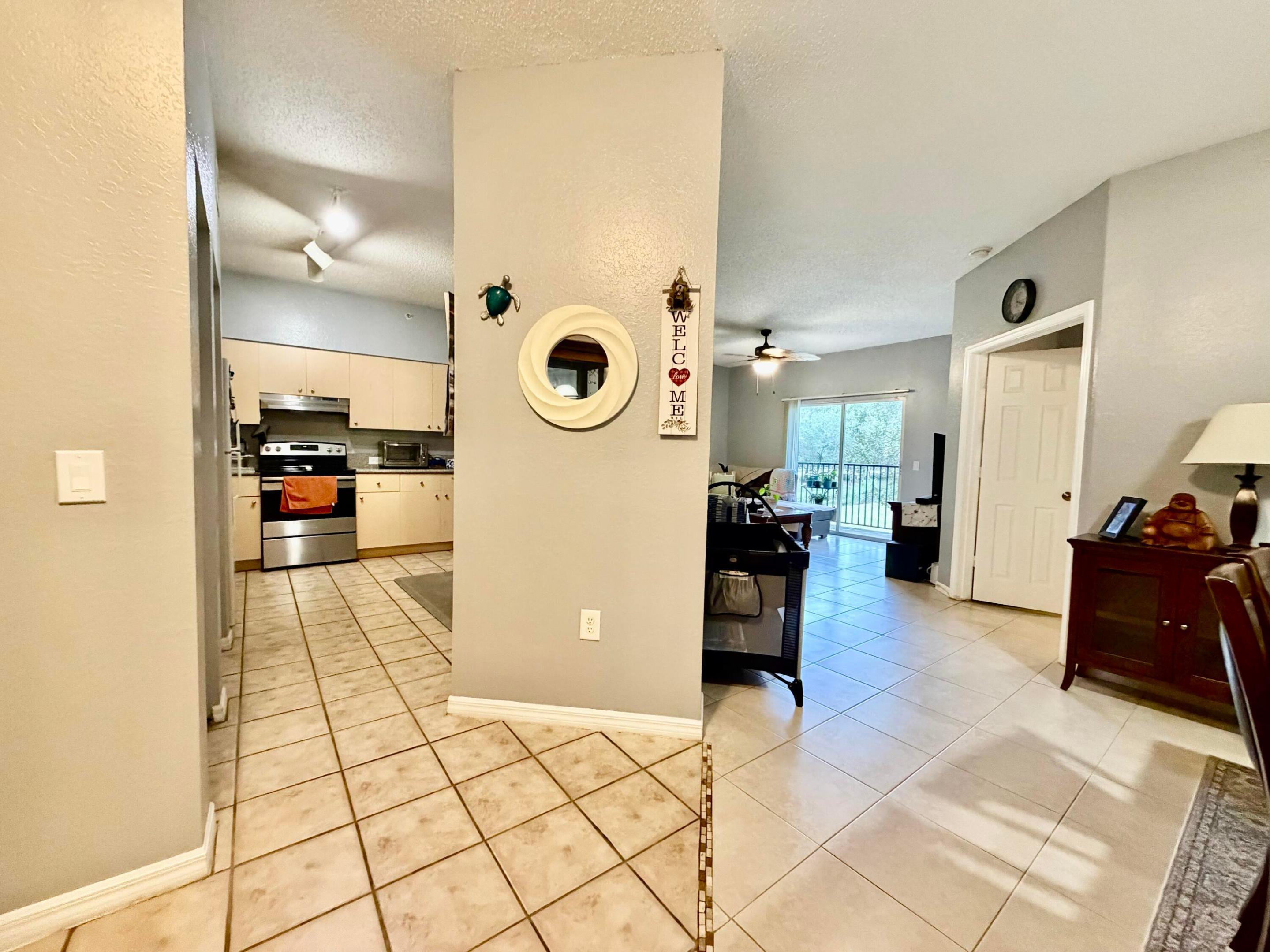 330 Crestwood #202, Royal Palm Beach FL 33411