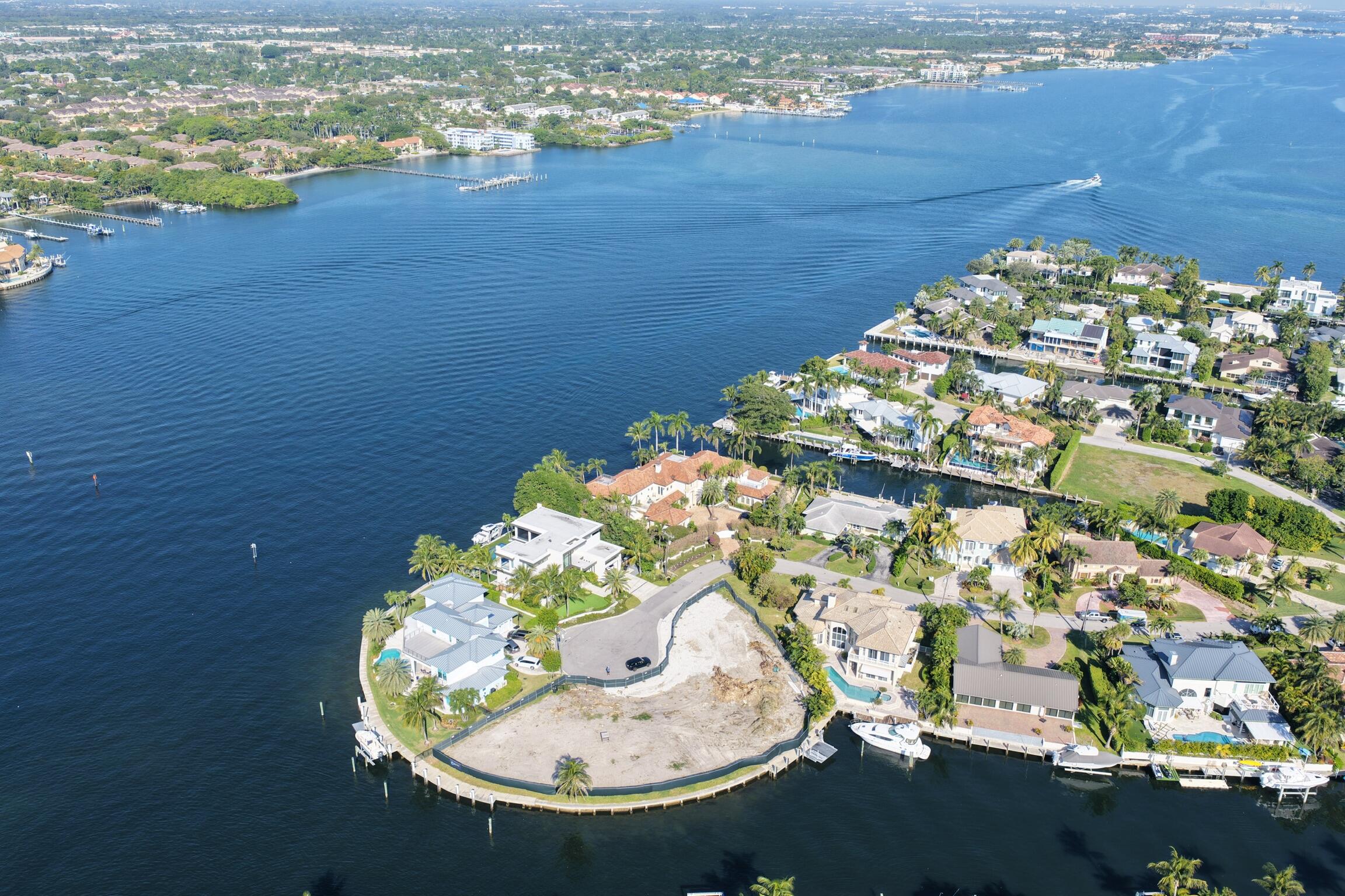 92 Island, Ocean Ridge FL 33435