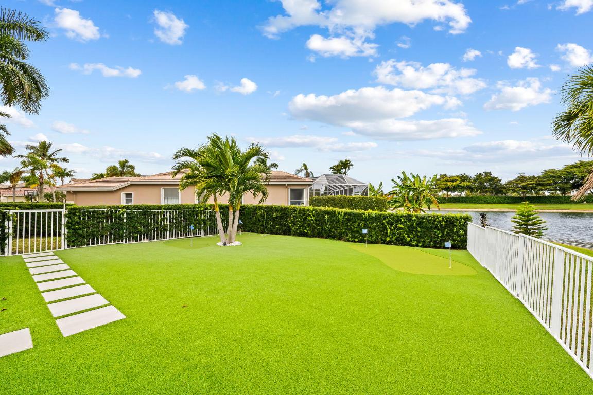 12570 Yardley, Boca Raton FL 33428