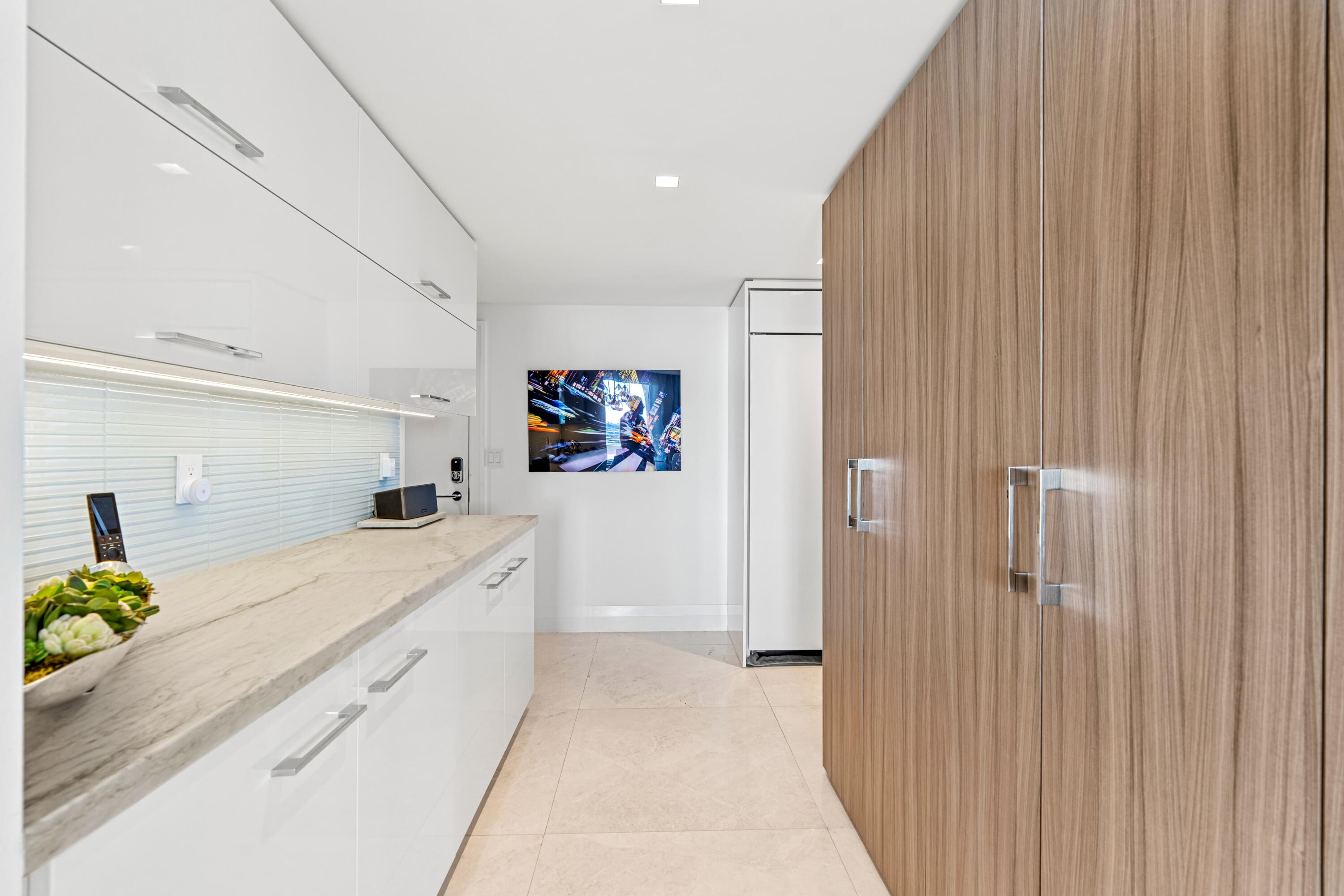 50 East #12g (penthouse), Delray Beach FL 33483