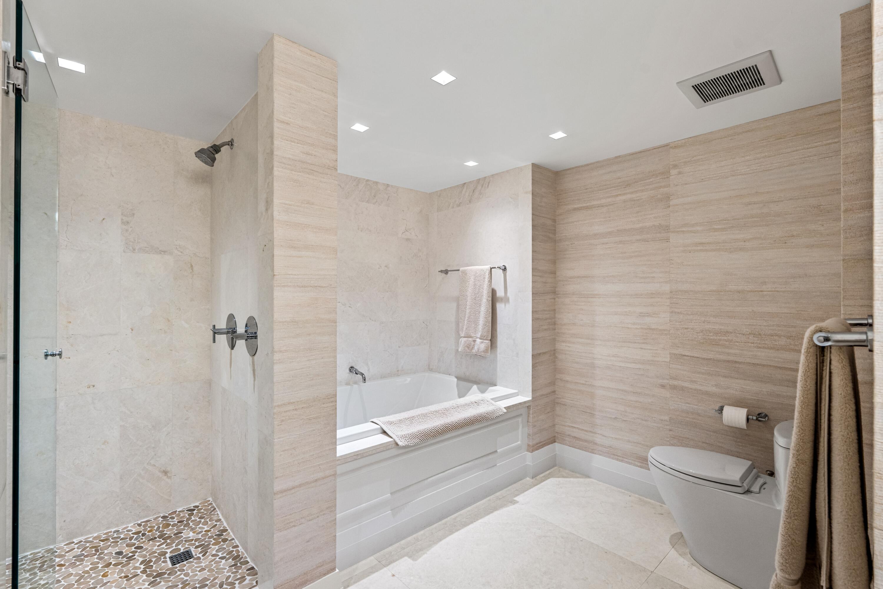 50 East #12g (penthouse), Delray Beach FL 33483