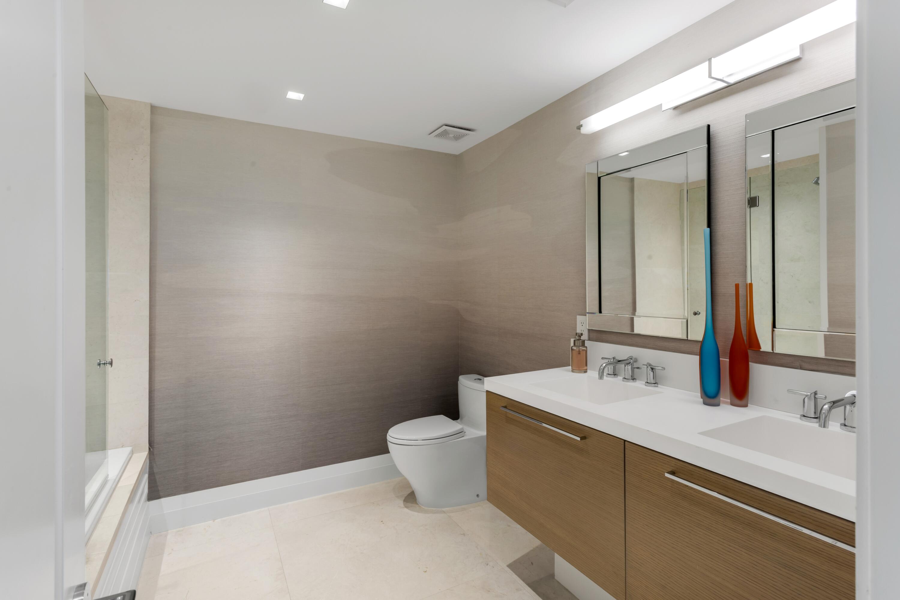 50 East #12g (penthouse), Delray Beach FL 33483