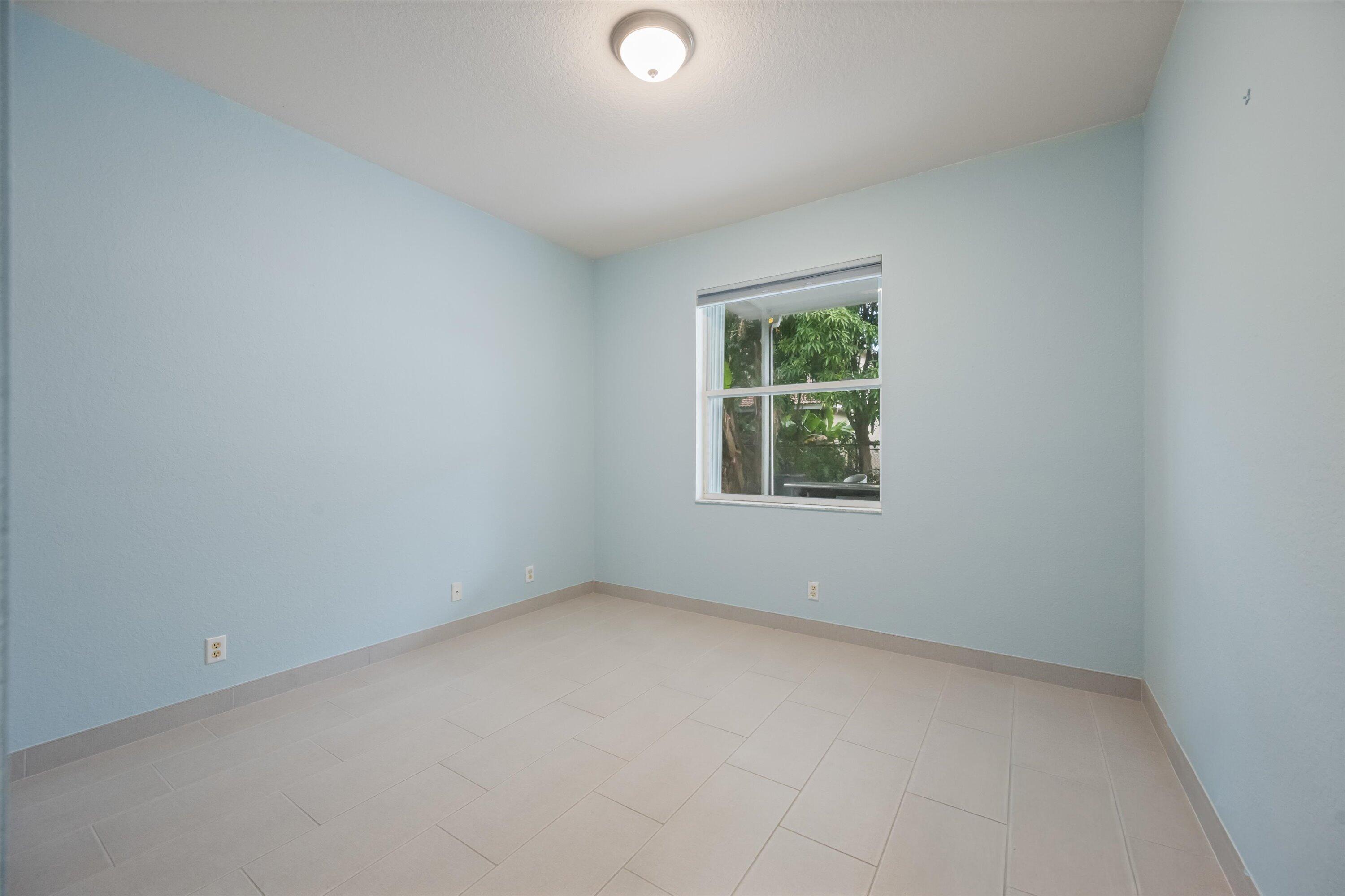 1222 Rose Gate, Riviera Beach FL 33404