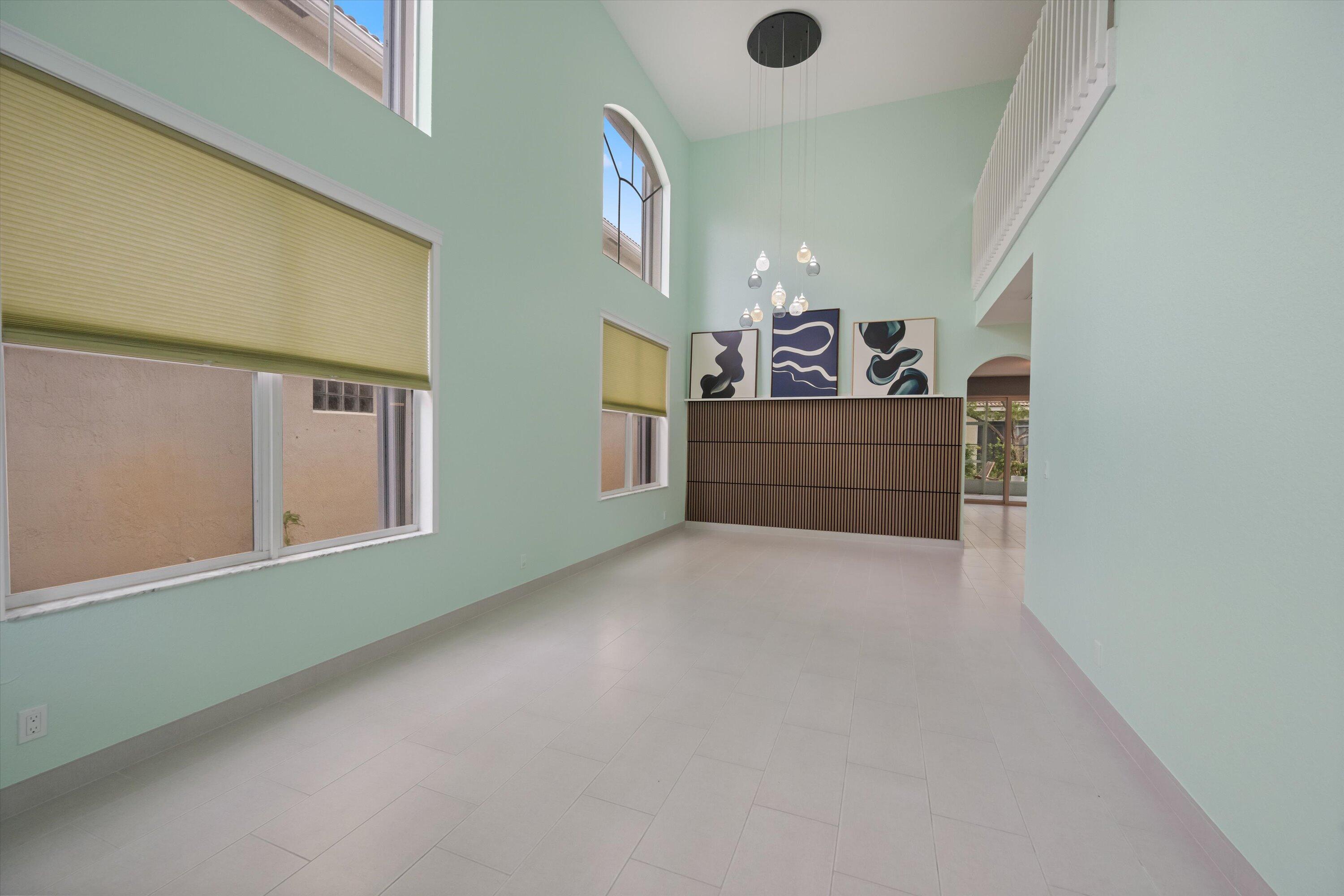 1222 Rose Gate, Riviera Beach FL 33404
