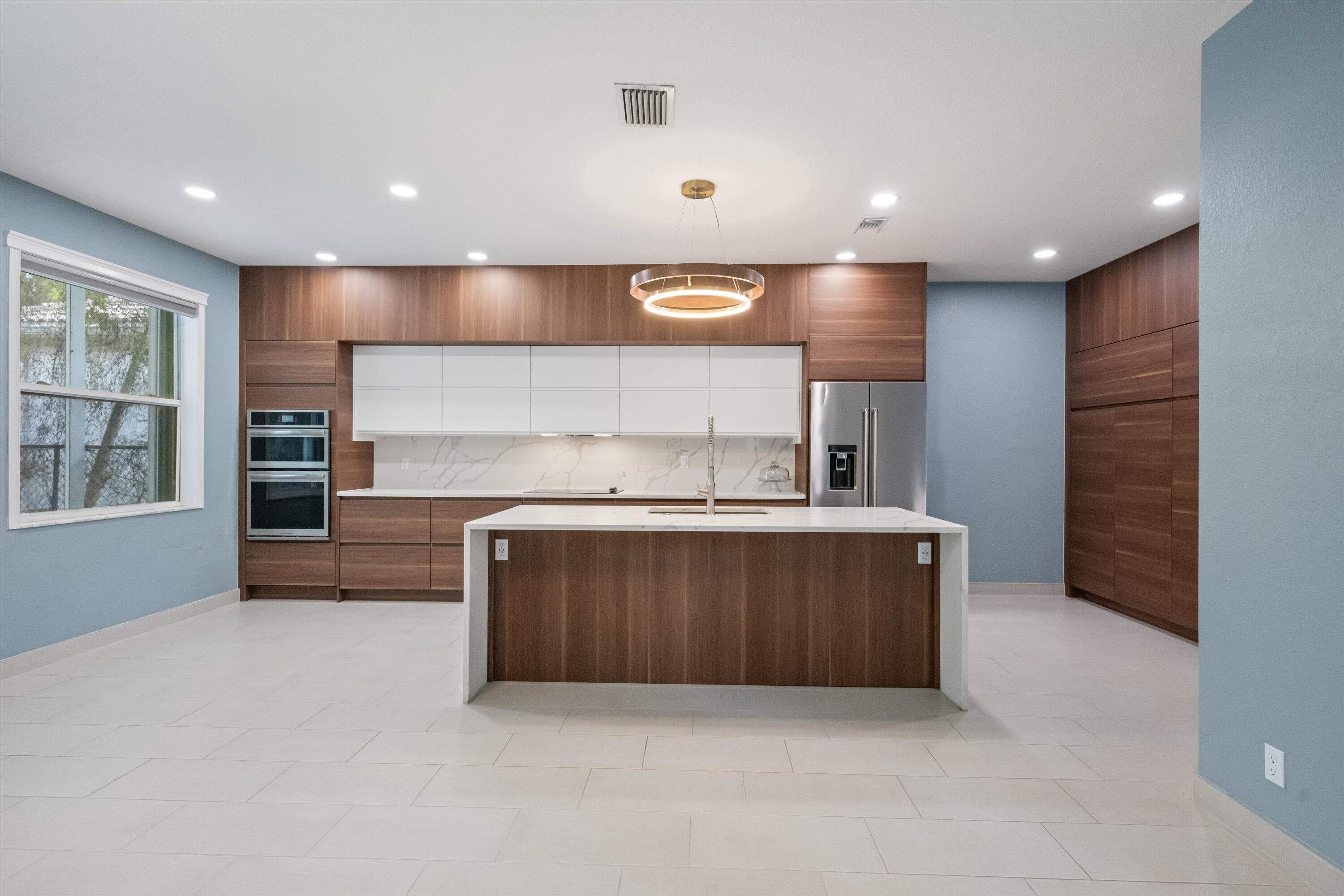 1222 Rose Gate, Riviera Beach FL 33404