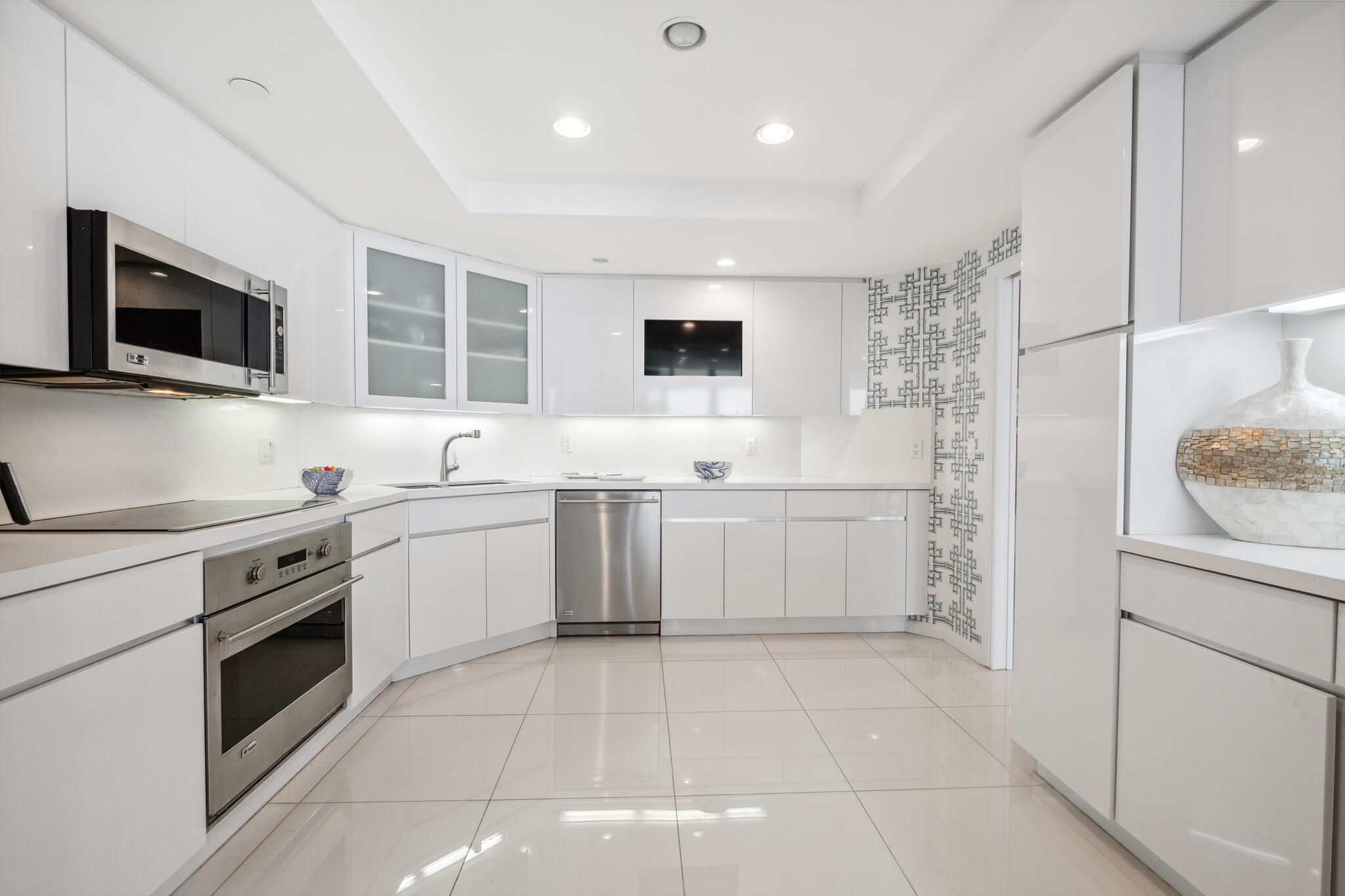 2100 S Ocean #Ph 607n, Palm Beach FL 33480
