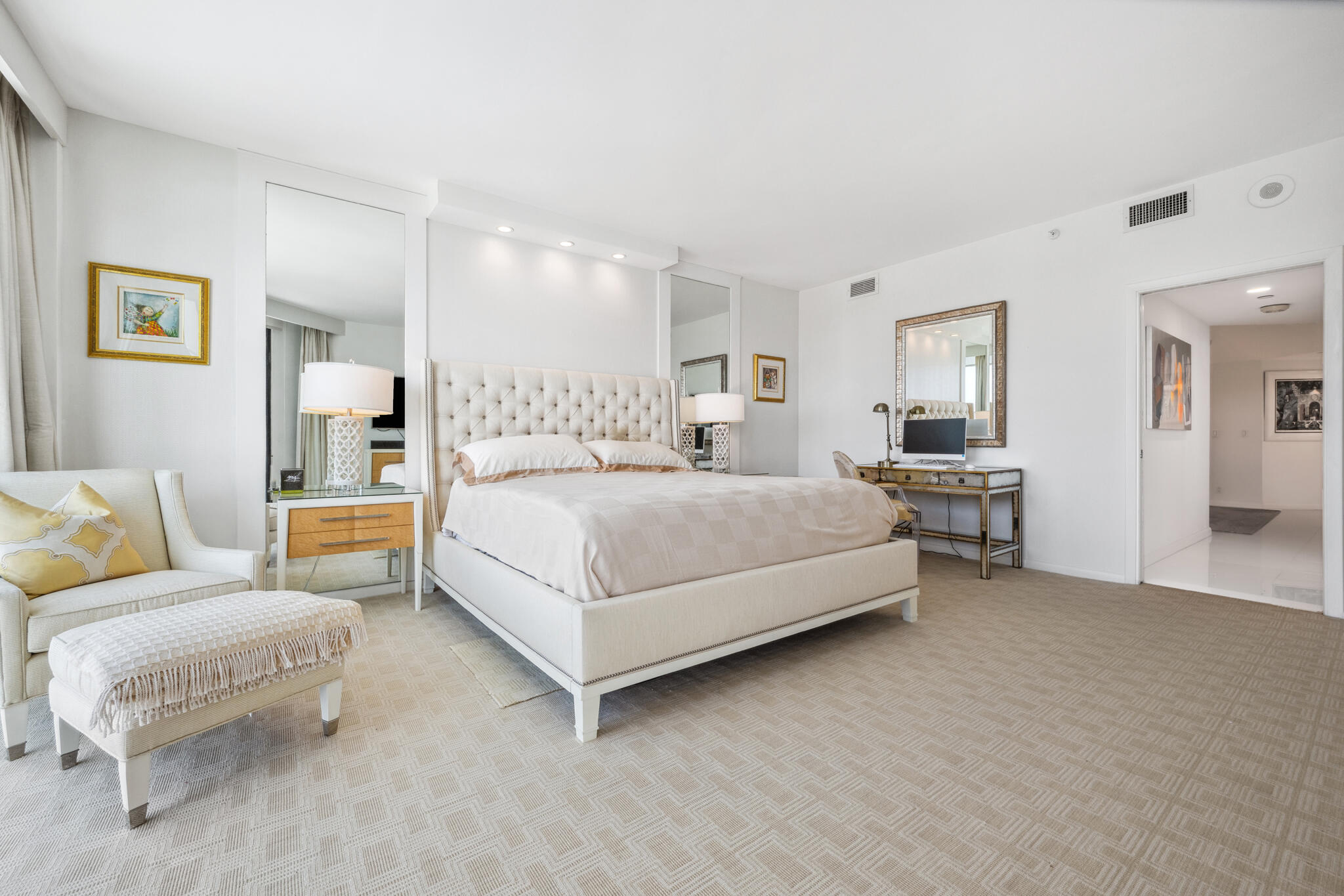 2100 S Ocean #Ph 607n, Palm Beach FL 33480