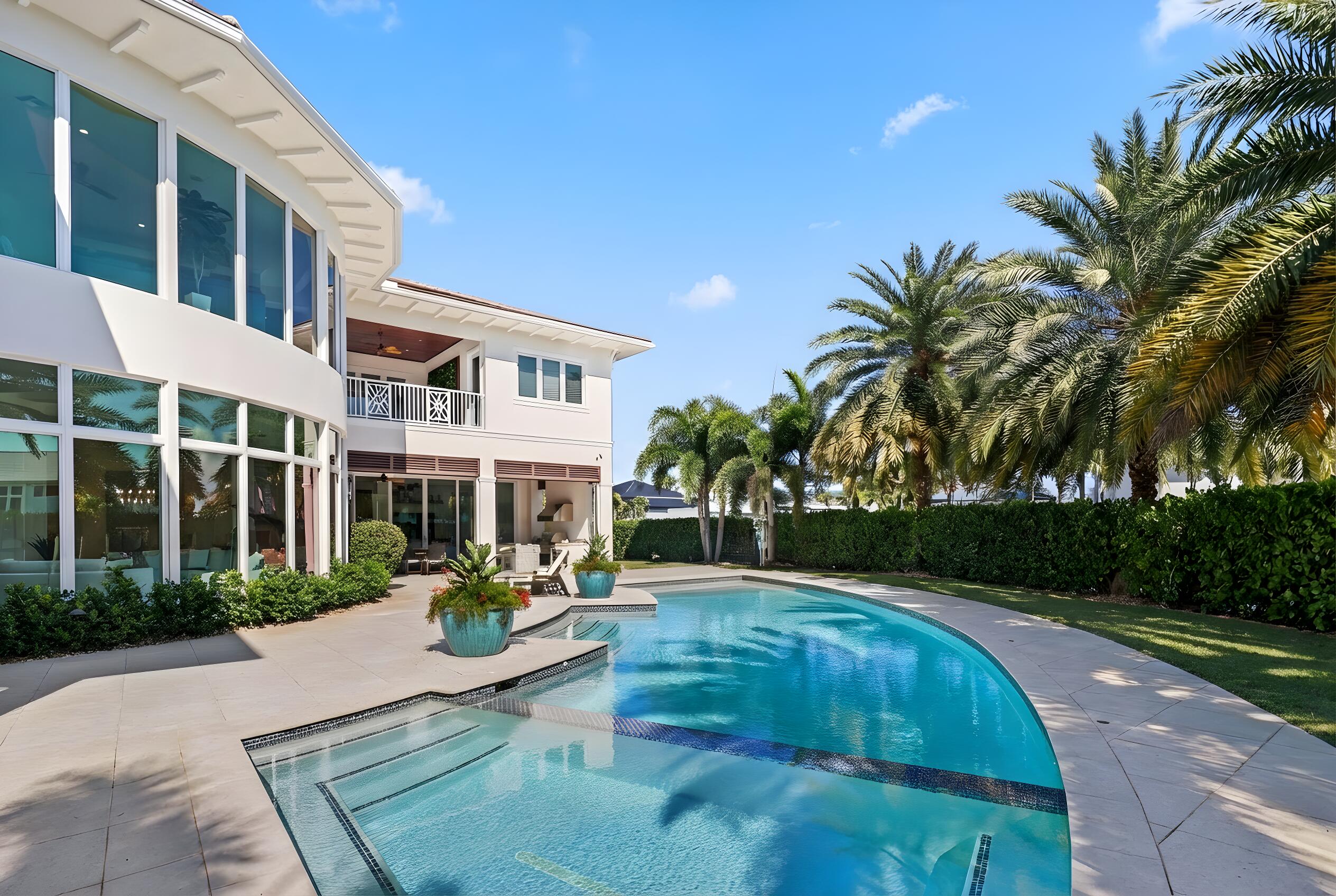 3700 NE 24th, Lighthouse Point FL 33064
