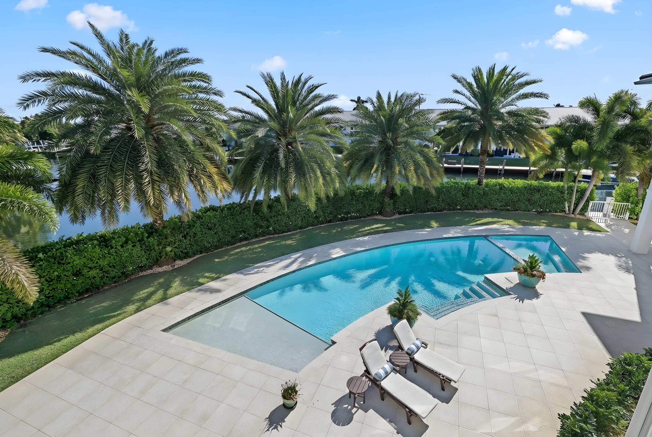 3700 NE 24th, Lighthouse Point FL 33064