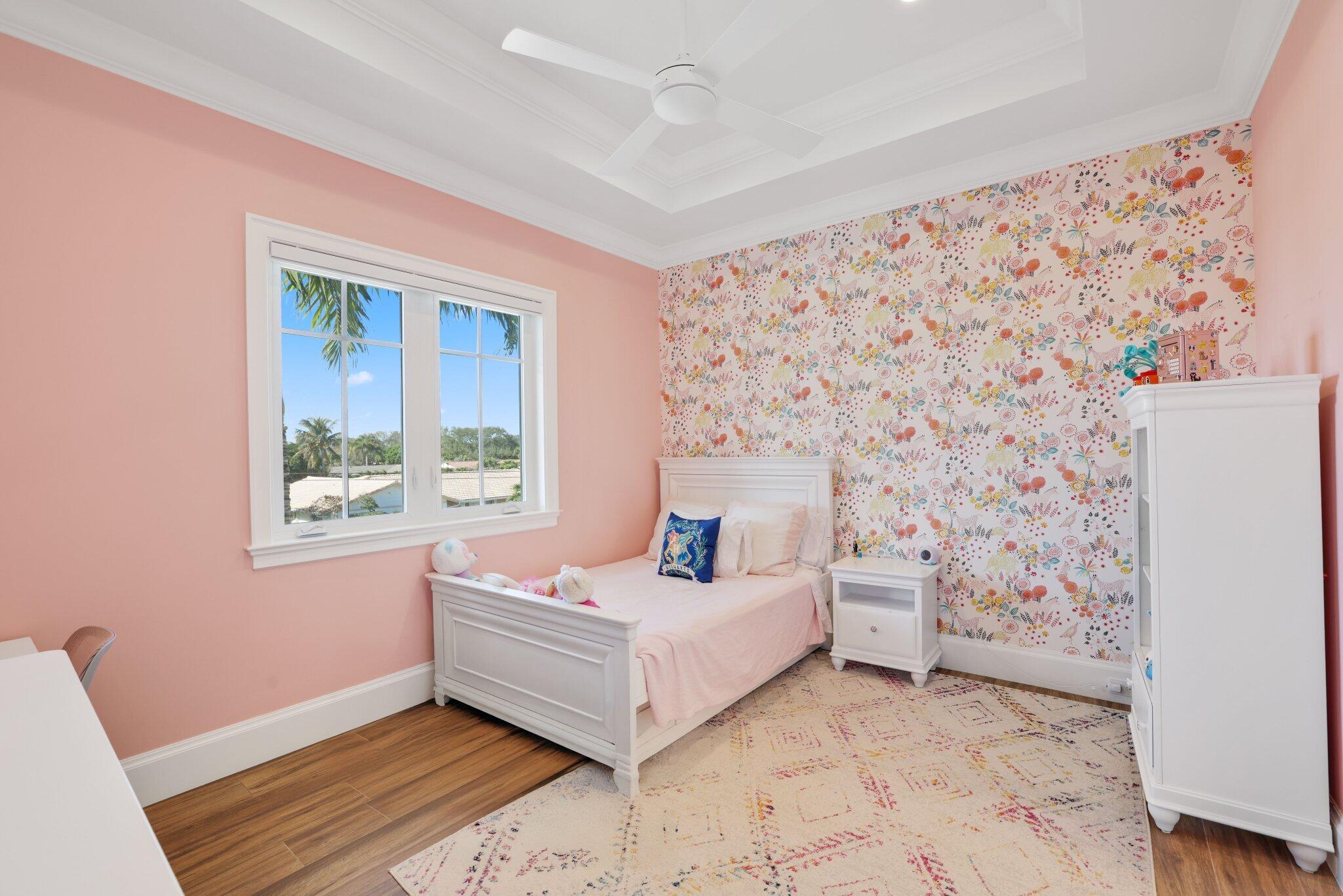 3700 NE 24th, Lighthouse Point FL 33064