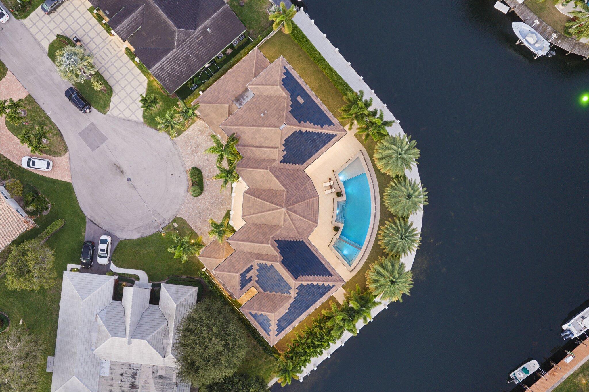 3700 NE 24th, Lighthouse Point FL 33064