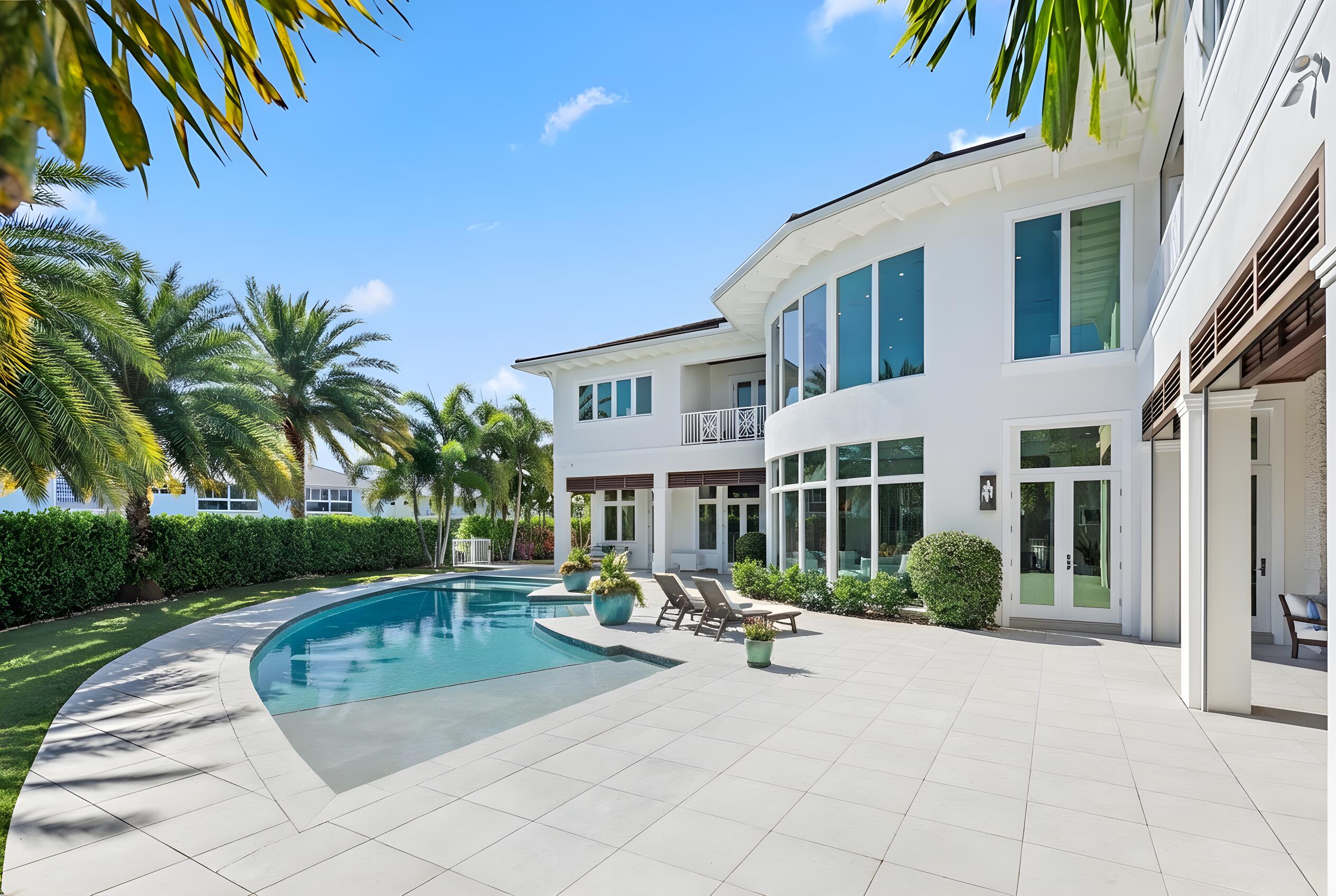 3700 NE 24th, Lighthouse Point FL 33064