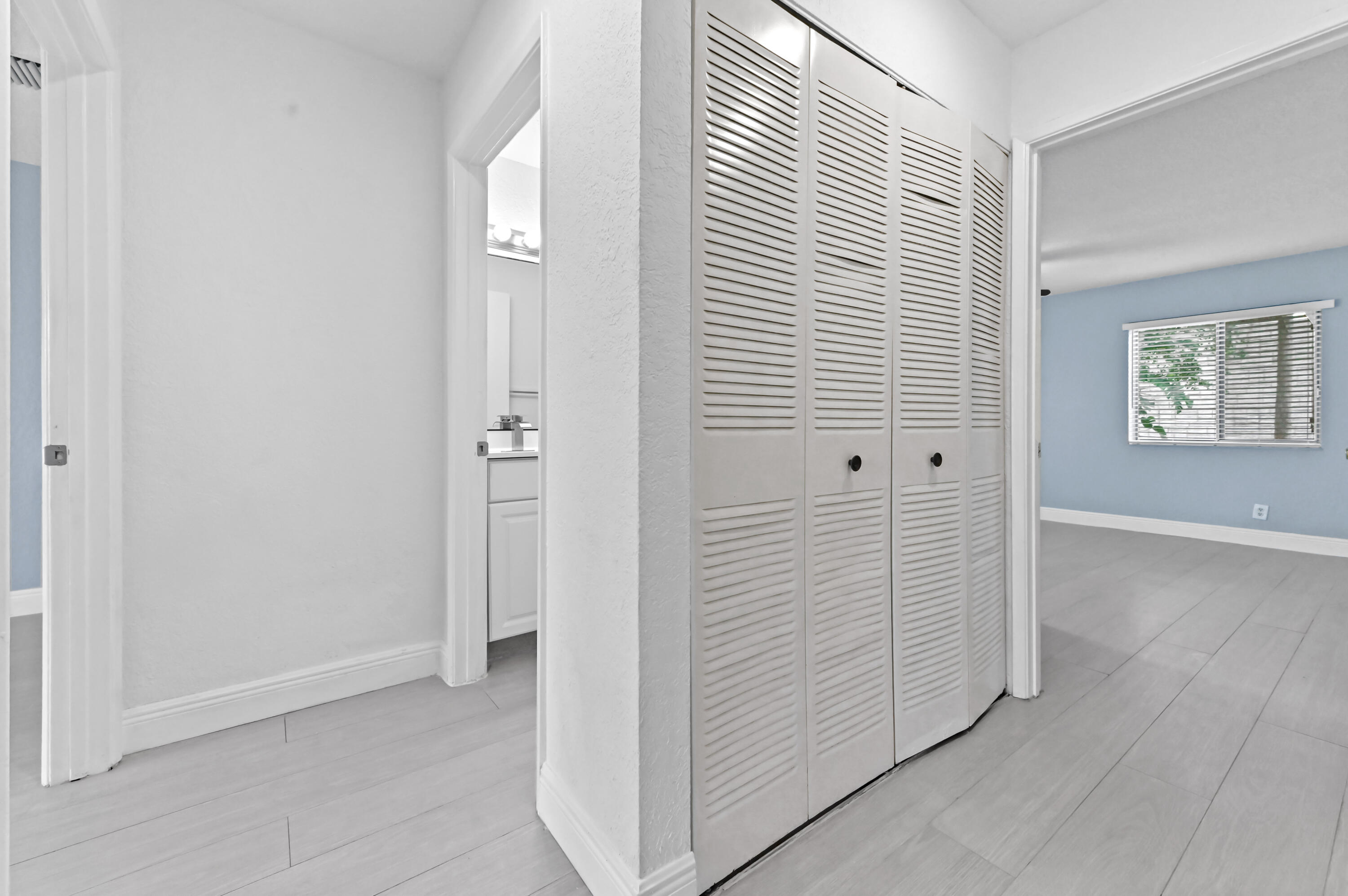 9969 Robins Nest, Boca Raton FL 33496