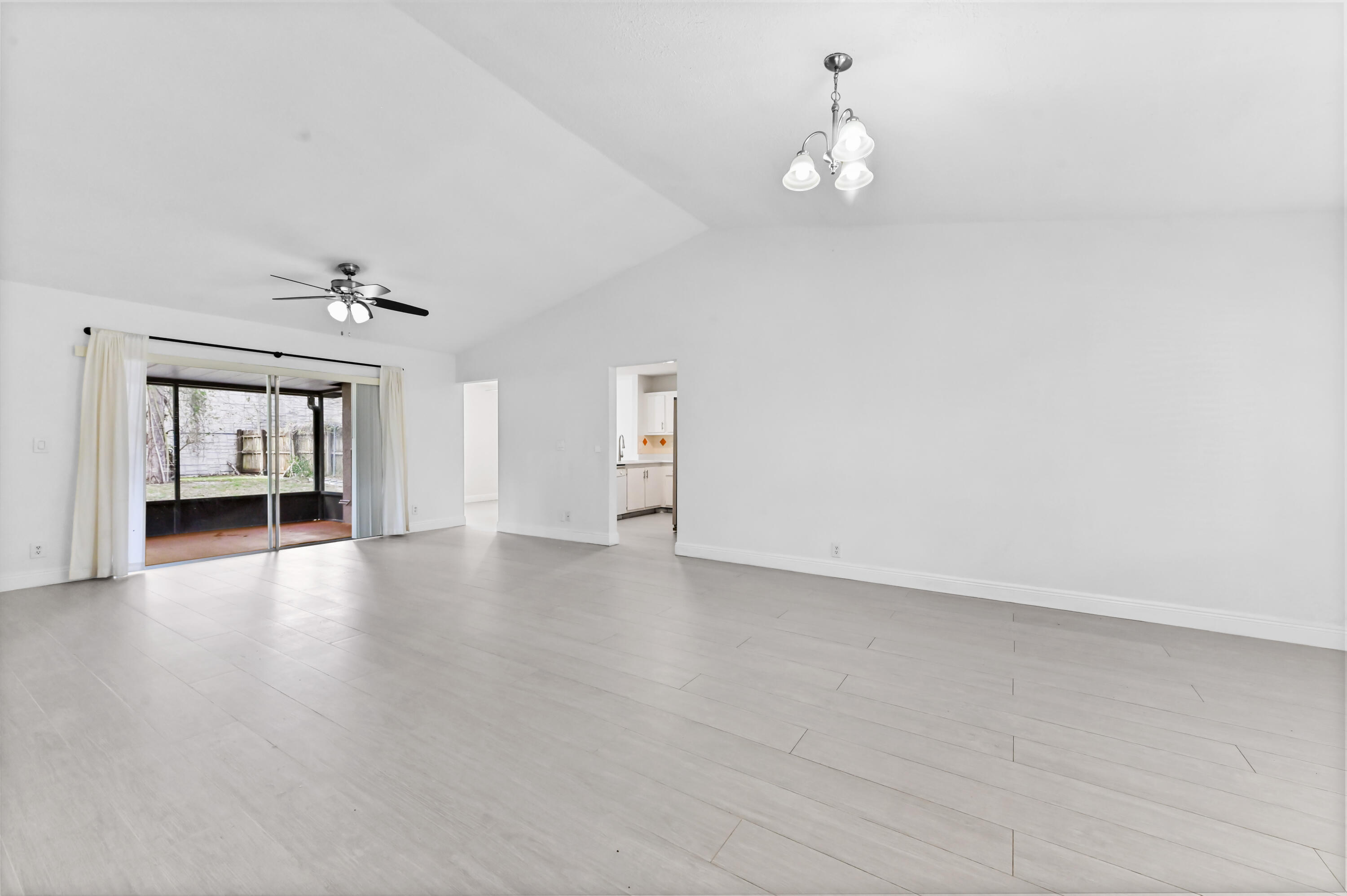 9969 Robins Nest, Boca Raton FL 33496