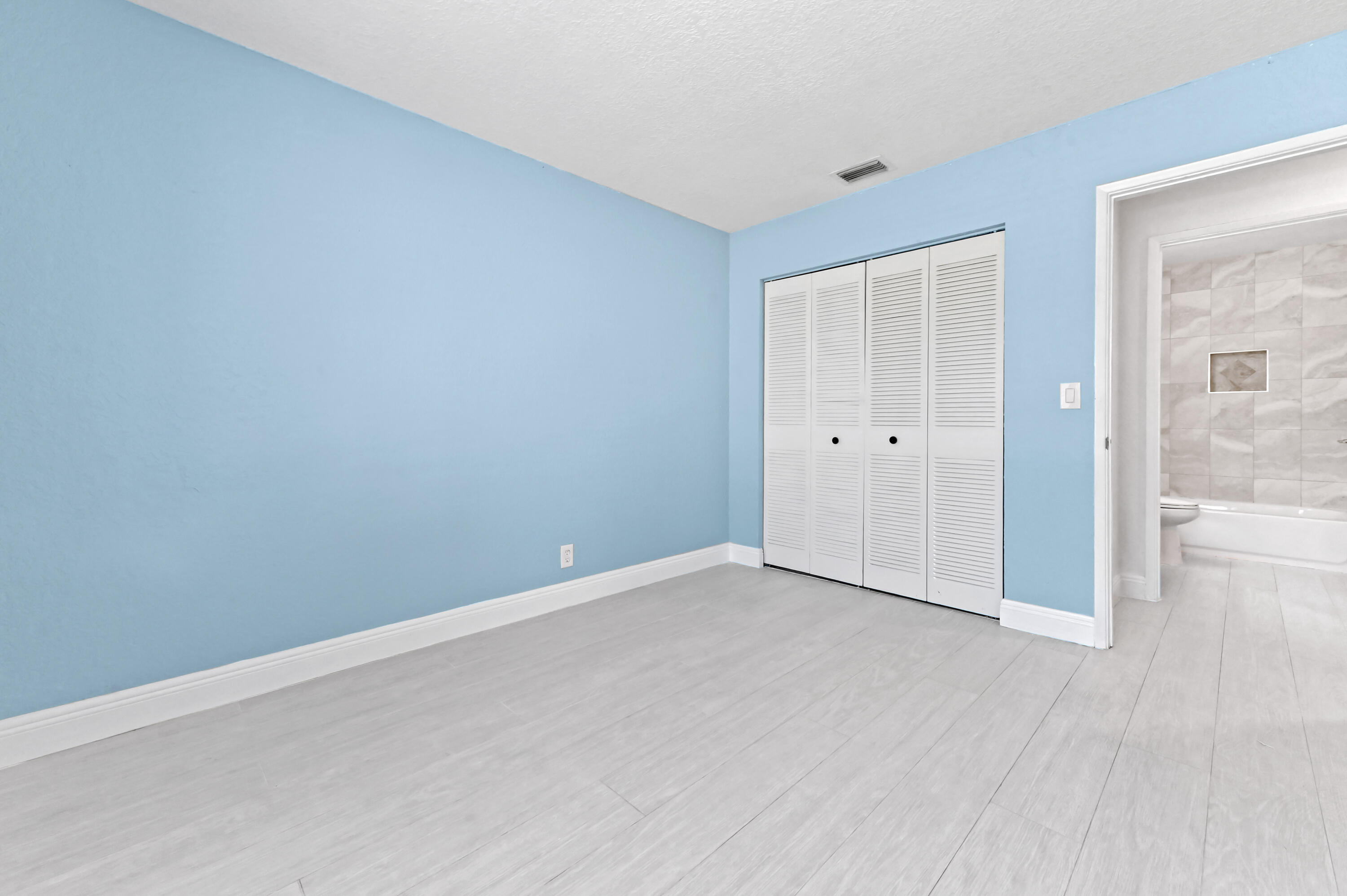 9969 Robins Nest, Boca Raton FL 33496