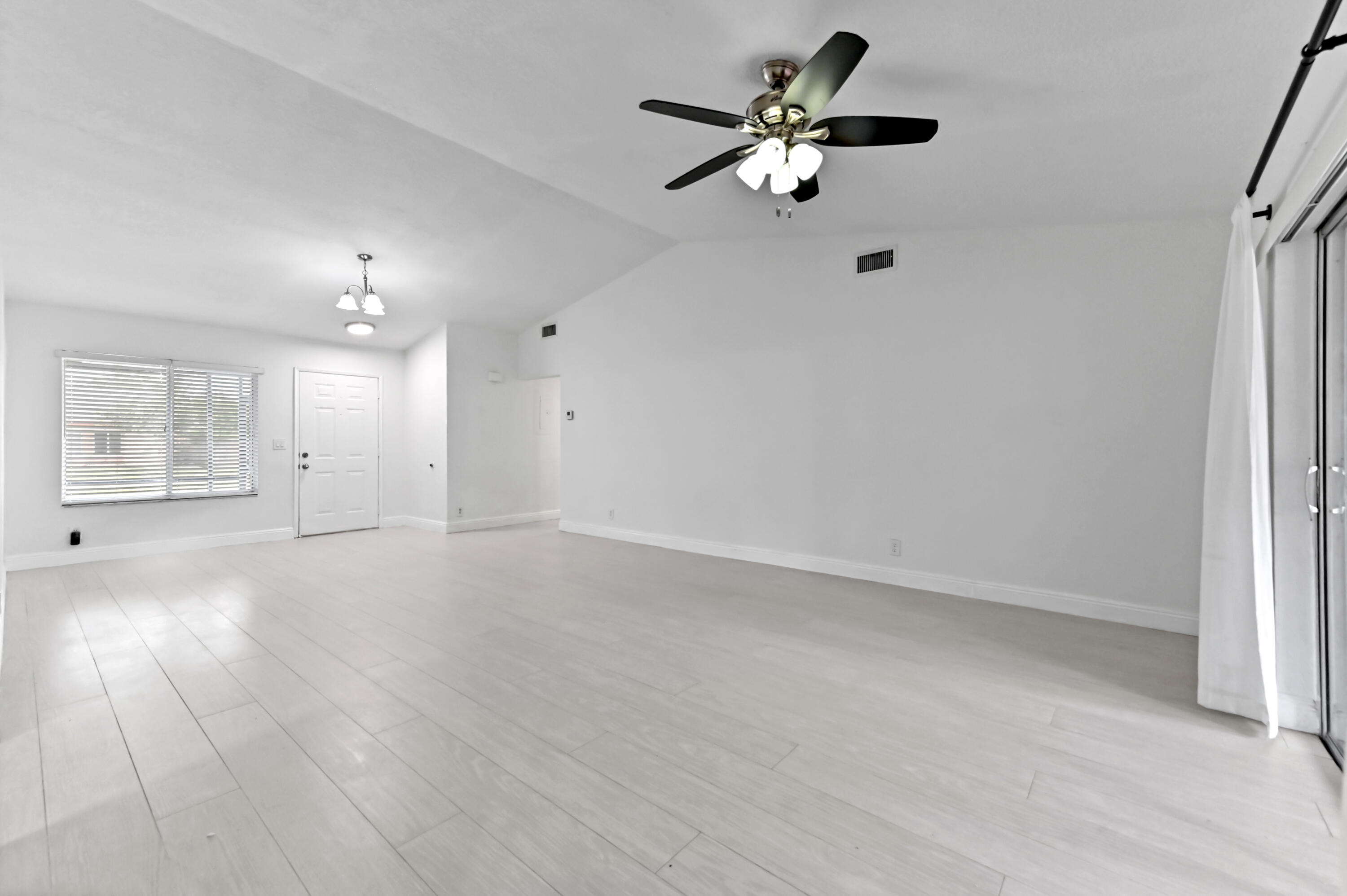 9969 Robins Nest, Boca Raton FL 33496