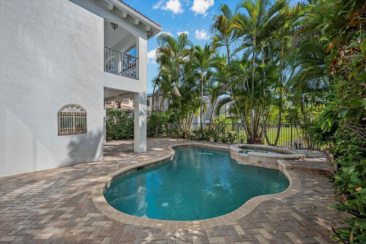 1062 Vintner, Palm Beach Gardens FL 33410