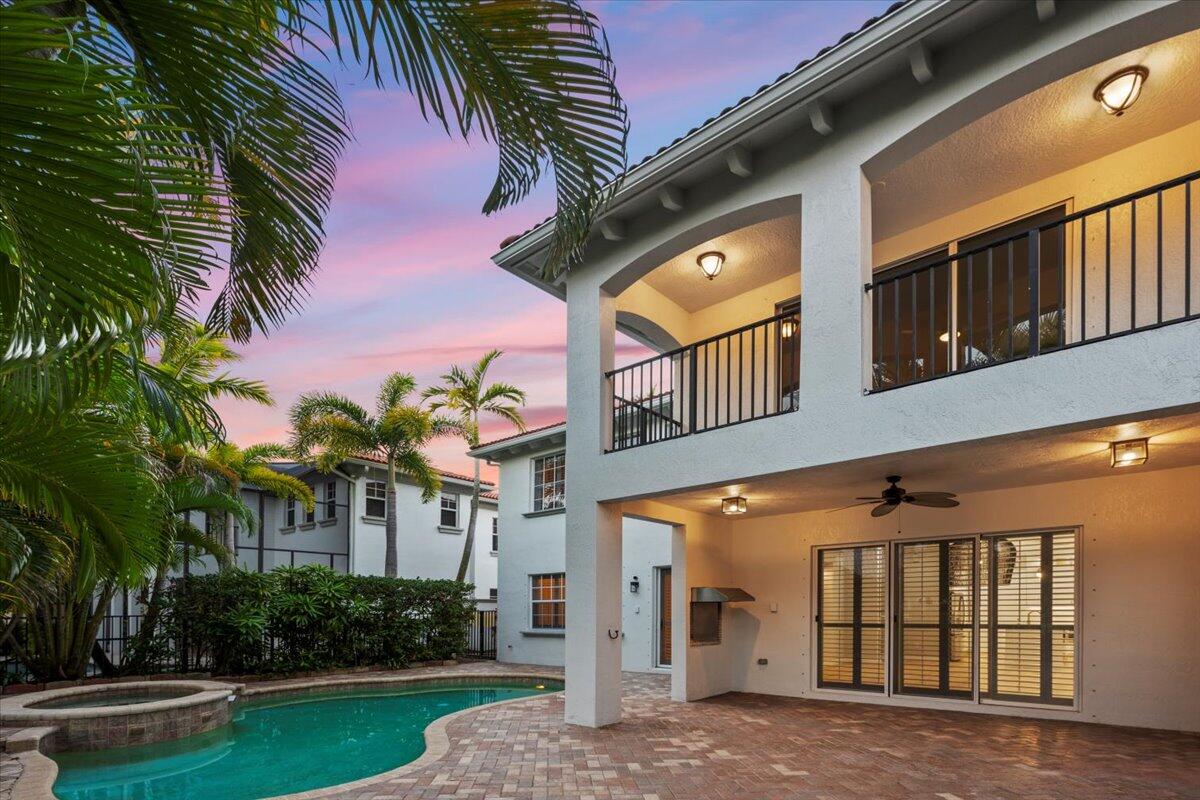 1062 Vintner, Palm Beach Gardens FL 33410