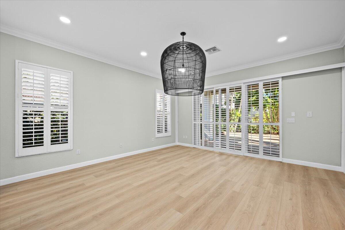 1062 Vintner, Palm Beach Gardens FL 33410