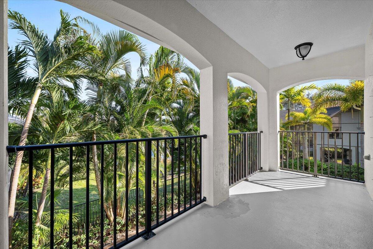 1062 Vintner, Palm Beach Gardens FL 33410