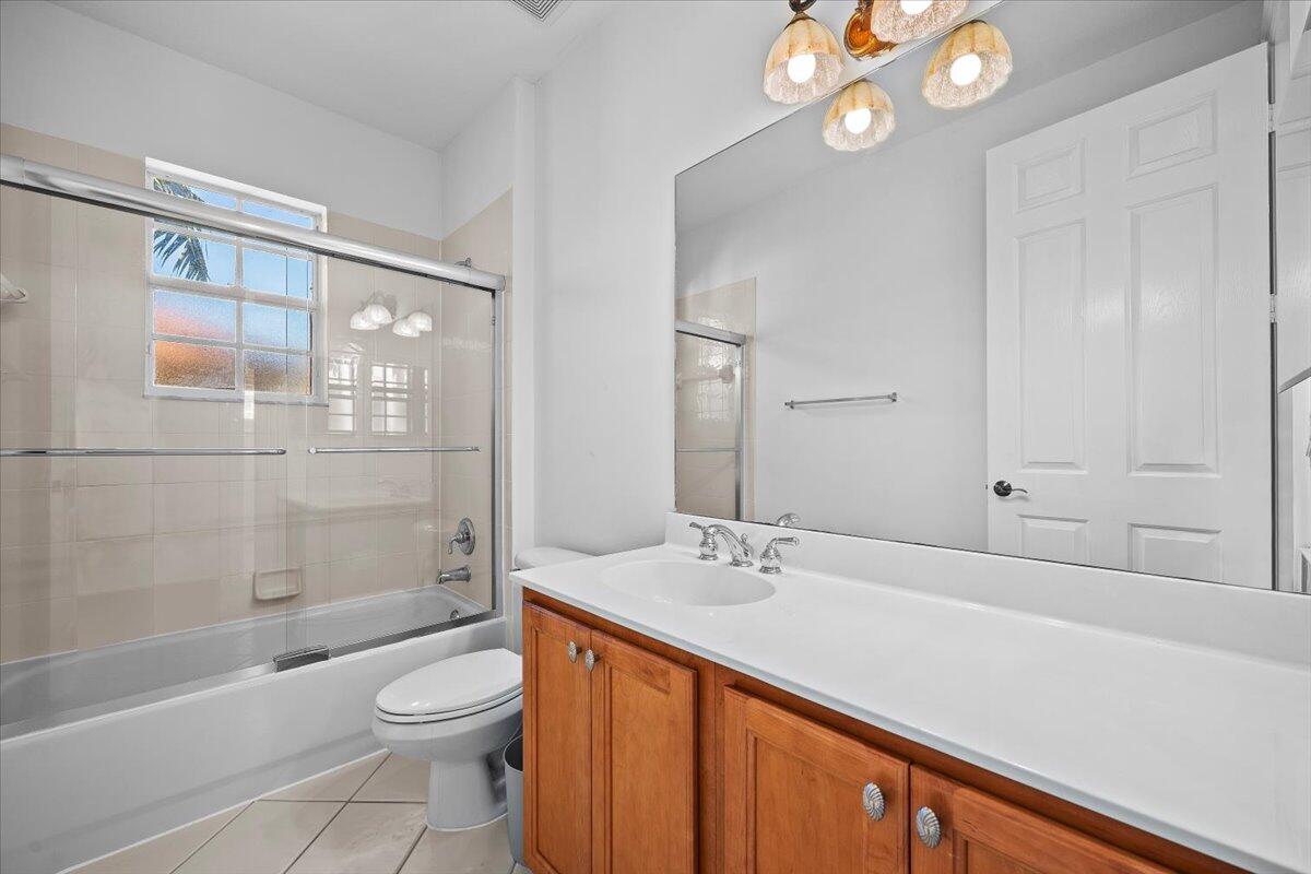 1062 Vintner, Palm Beach Gardens FL 33410