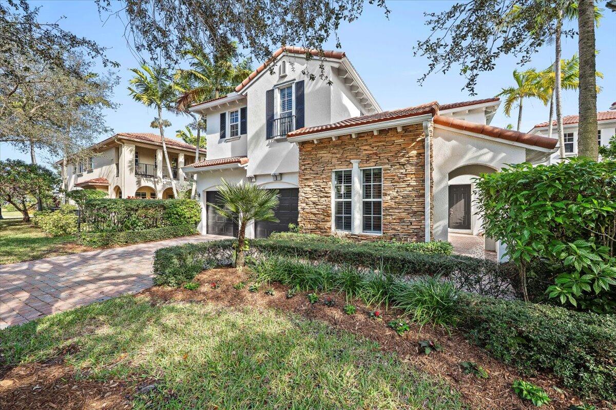 1062 Vintner, Palm Beach Gardens FL 33410